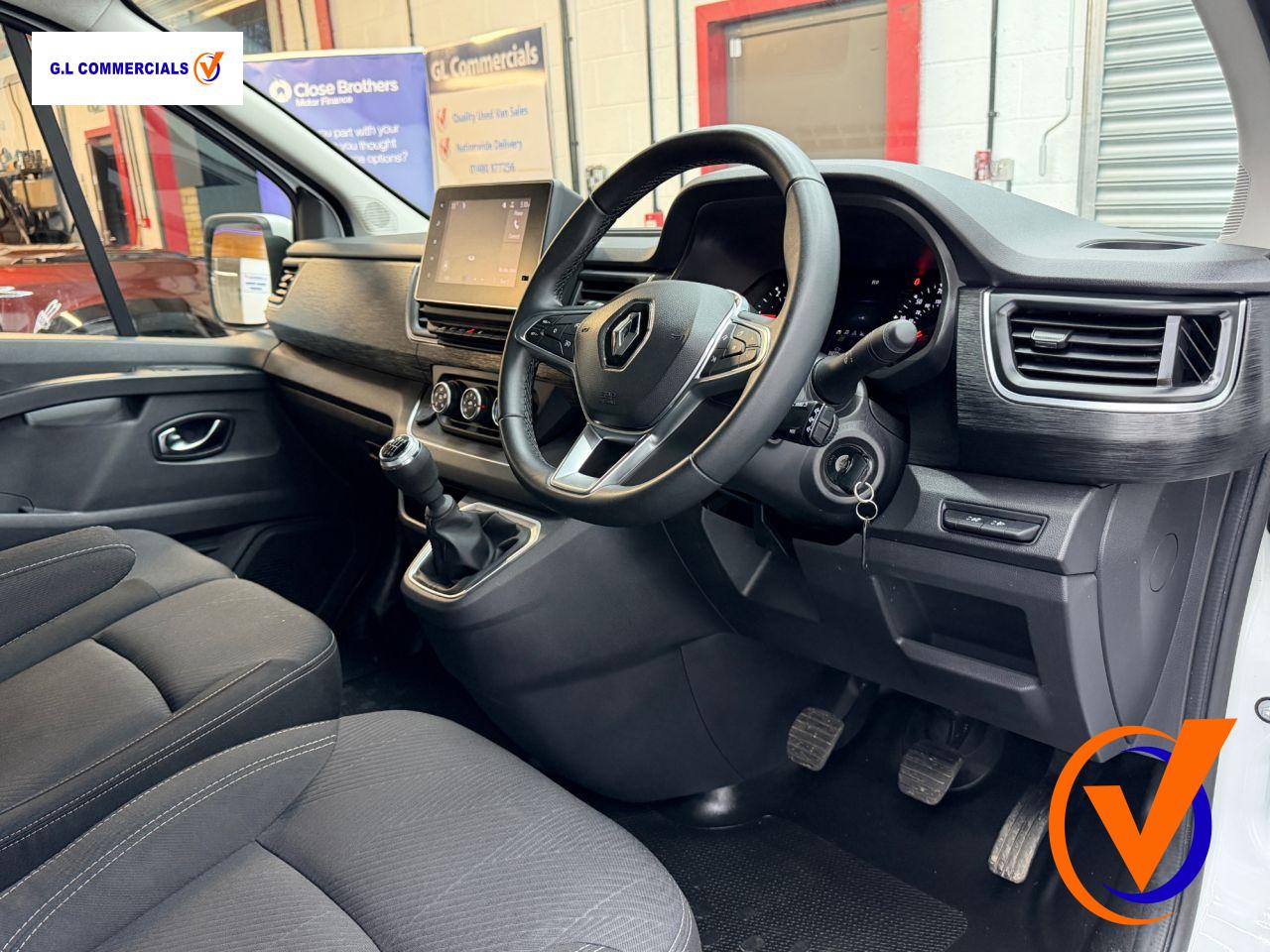 Renault Trafic 2.0 dCi Blue LL30 Sport Panel Van 5dr Diesel Manual L2 H1 Euro 6 (s/s) (150 ps)