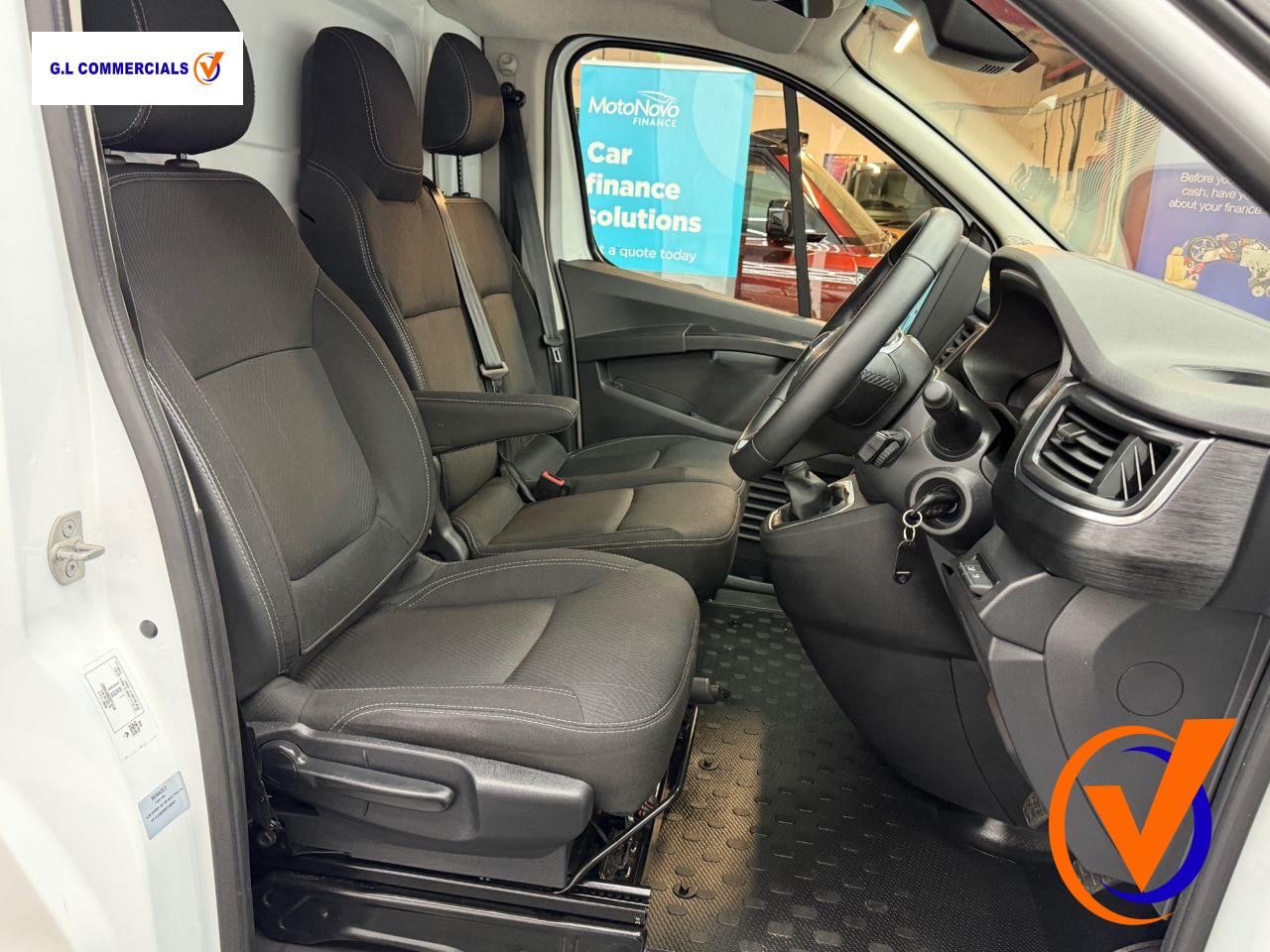Renault Trafic 2.0 dCi Blue LL30 Sport Panel Van 5dr Diesel Manual L2 H1 Euro 6 (s/s) (150 ps)