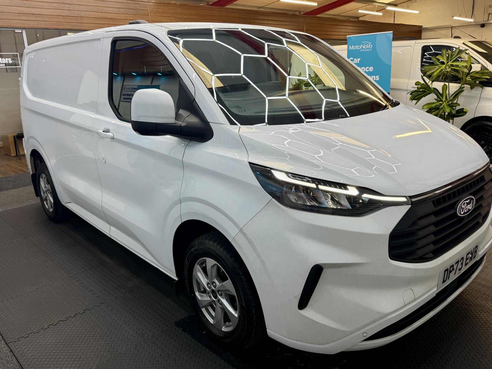 2024 Ford Transit Custom 2.0 300 EcoBlue Limited Panel Van 5dr Diesel Manual L1 H1 Euro 6 (s/s) (136 ps) - Thumbnail 2