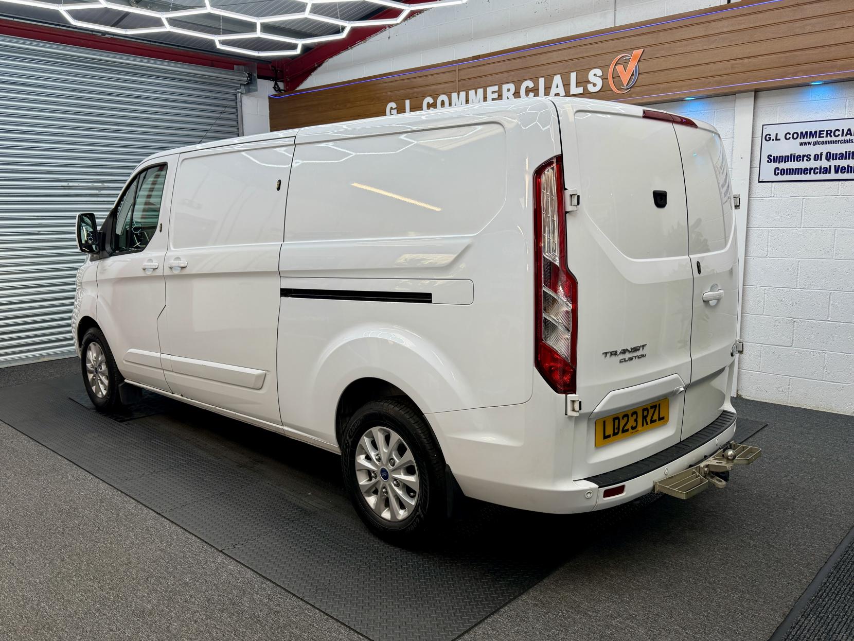 Ford Transit Custom 2.0 300 EcoBlue Limited Panel Van 5dr Diesel Manual L2 H1 Euro 6 (s/s) (130 ps)