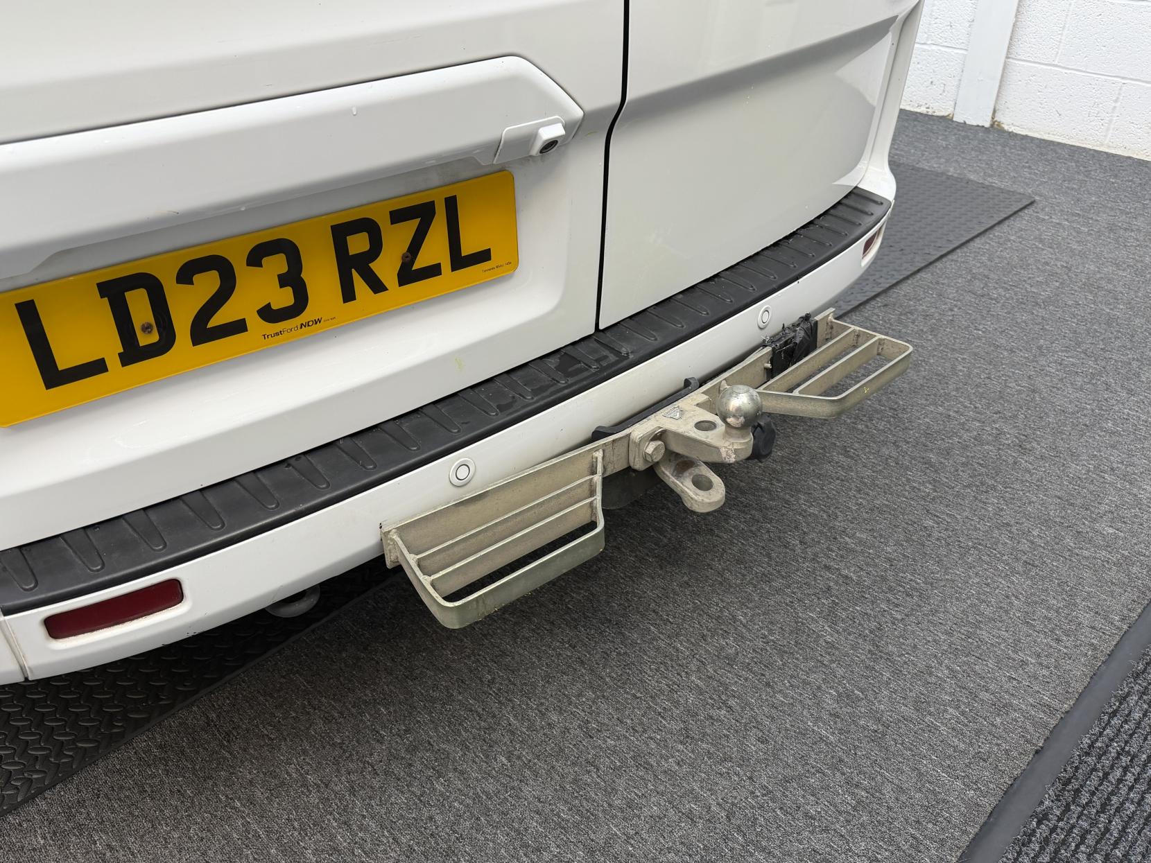 Ford Transit Custom 2.0 300 EcoBlue Limited Panel Van 5dr Diesel Manual L2 H1 Euro 6 (s/s) (130 ps)