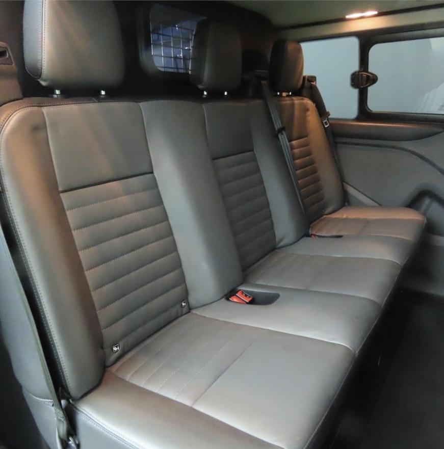 Ford Transit Custom 2.0 320 EcoBlue Limited Crew Van Double Cab 5dr Diesel Manual L2 H1 Euro 6 (s/s) (6 Seat) (130 ps)