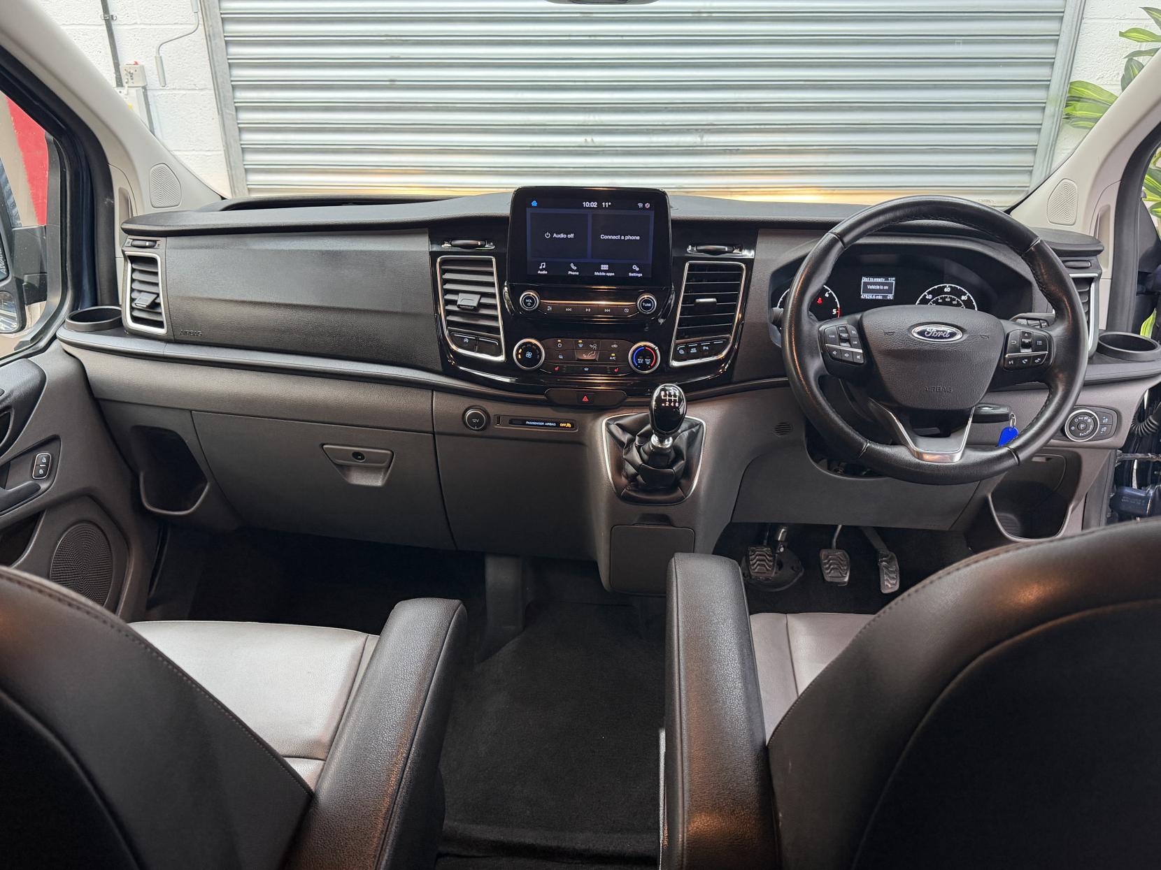 2021 Ford Transit Custom 2.0 320 EcoBlue Limited Crew Van Double Cab 5dr Diesel Manual L2 H1 Euro 6 (s/s) (6 Seat) (130 ps) - Thumbnail 15