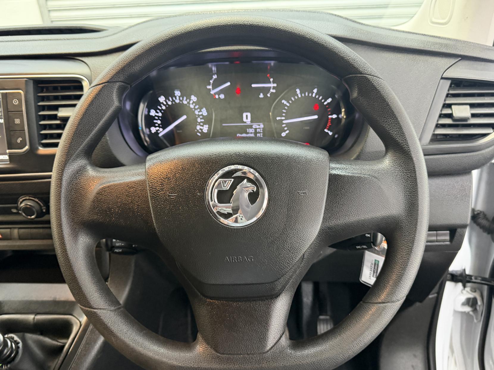 2023 Vauxhall Vivaro 1.5 Turbo D 2900 Pro Panel Van 6dr Diesel Manual L1 H1 Euro 6 (s/s) (100 ps) - Thumbnail 17