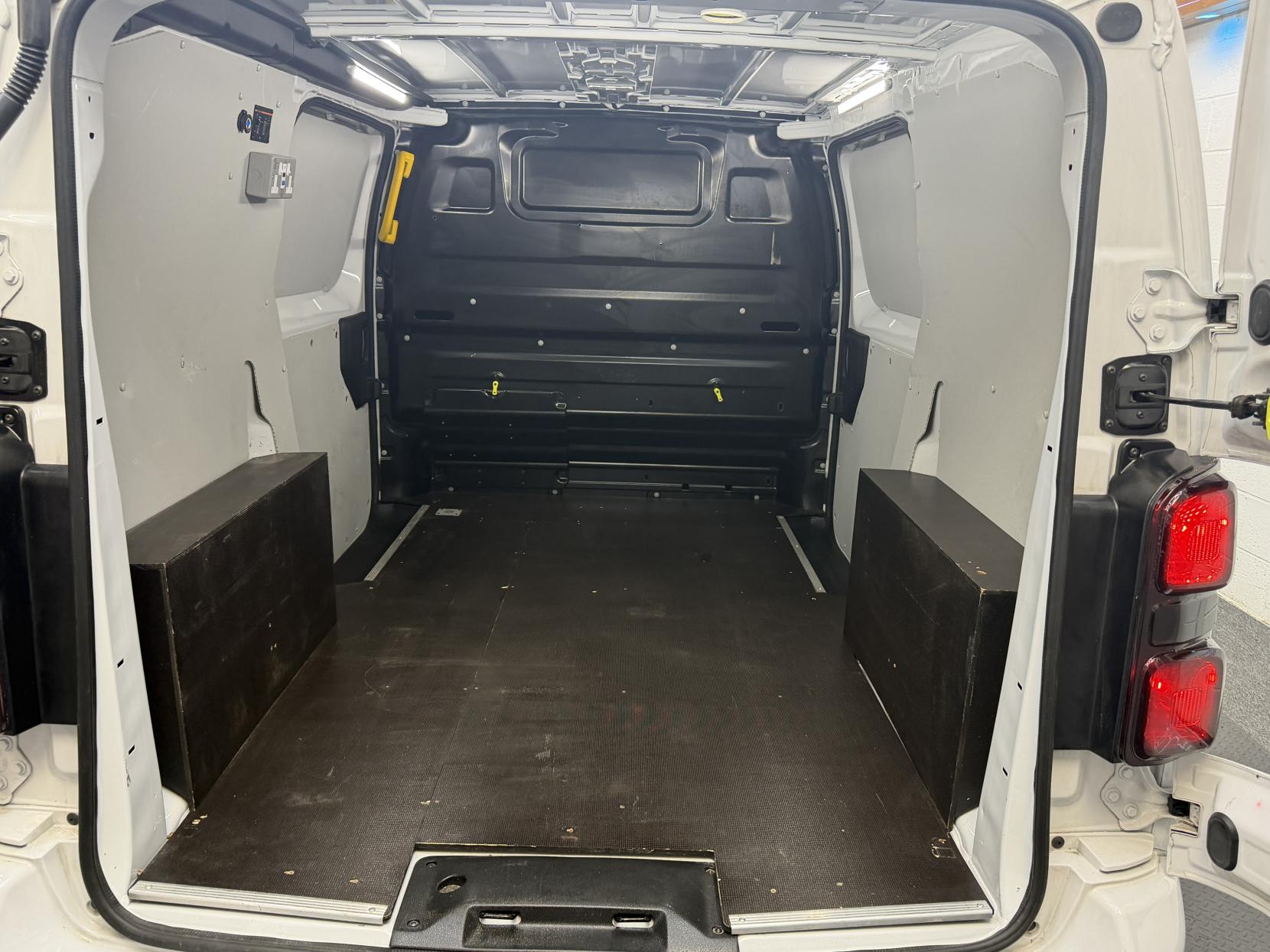 2023 Vauxhall Vivaro 1.5 Turbo D 2900 Pro Panel Van 6dr Diesel Manual L1 H1 Euro 6 (s/s) (100 ps) - Thumbnail 13