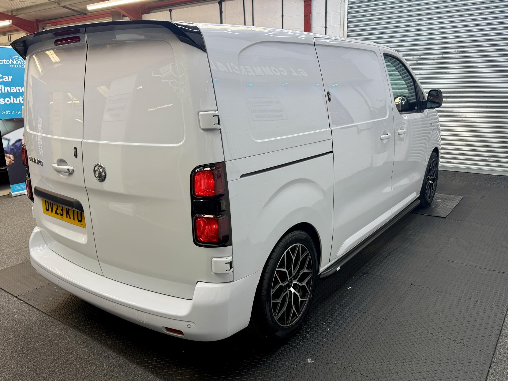 2023 Vauxhall Vivaro 1.5 Turbo D 2900 Pro Panel Van 6dr Diesel Manual L1 H1 Euro 6 (s/s) (100 ps) - Thumbnail 3