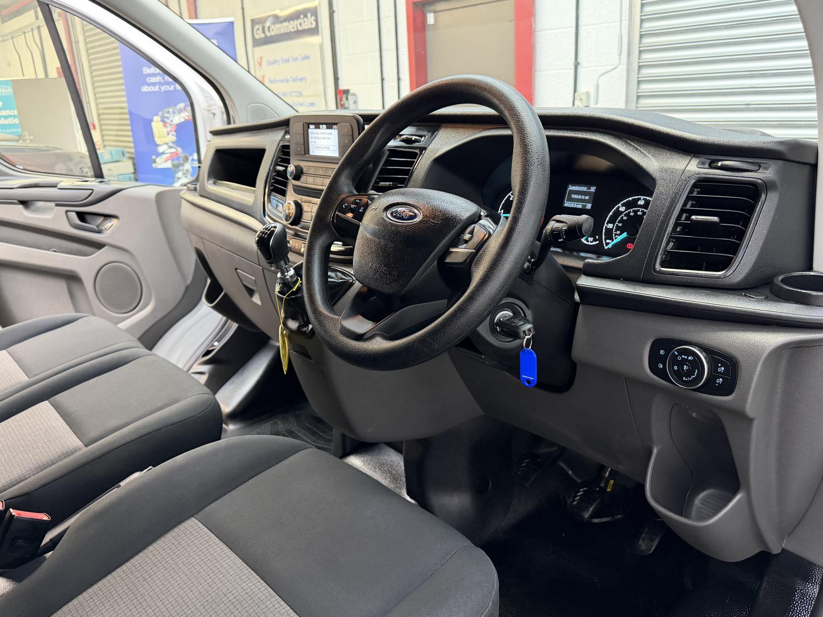2023 Ford Transit Custom 2.0 300 EcoBlue Leader Panel Van 5dr Diesel Manual L2 H1 Euro 6 (s/s) (130 ps) - Thumbnail 10
