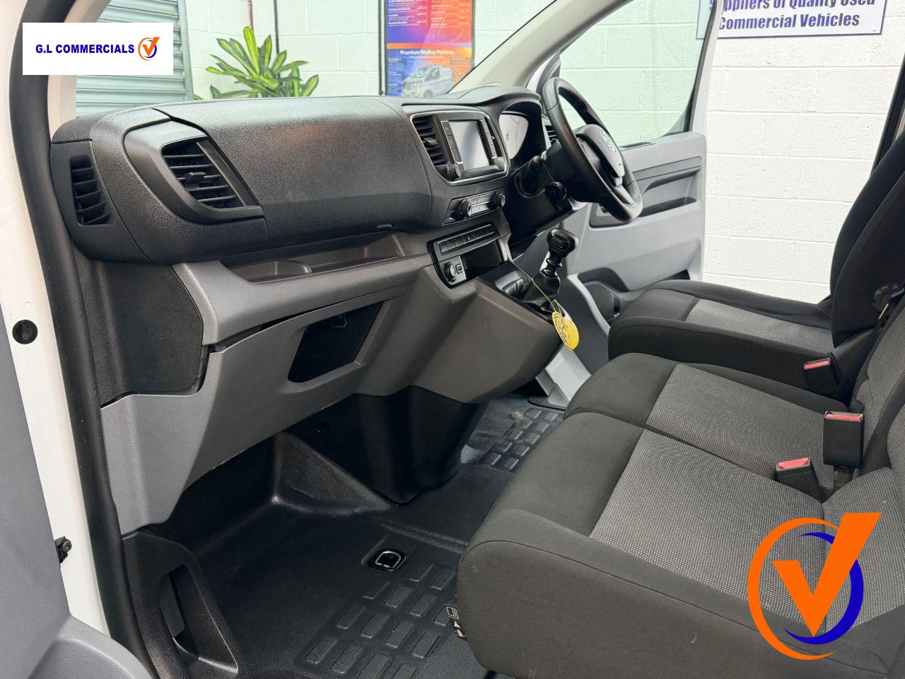 Vauxhall Vivaro 1.5 Turbo D 2900 Sportive Panel Van 6dr Diesel Manual L2 H1 Euro 6 (s/s) (100 ps)