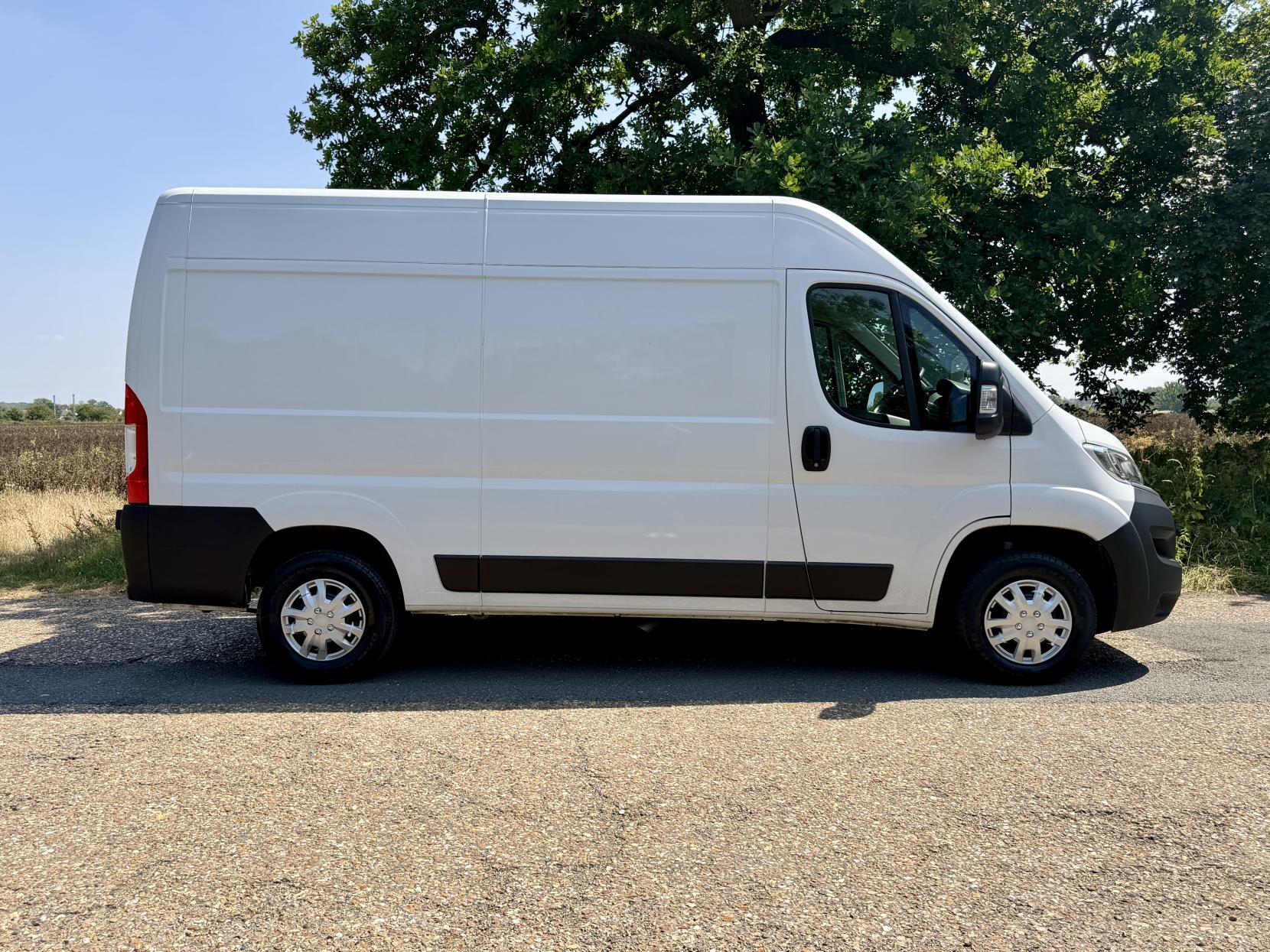 2023 Citroen Relay 2.2 BlueHDi 35 Enterprise Edition Panel Van 5dr Diesel Manual L2 High Roof Euro 6 (s/s) (140 ps) - Thumbnail 6