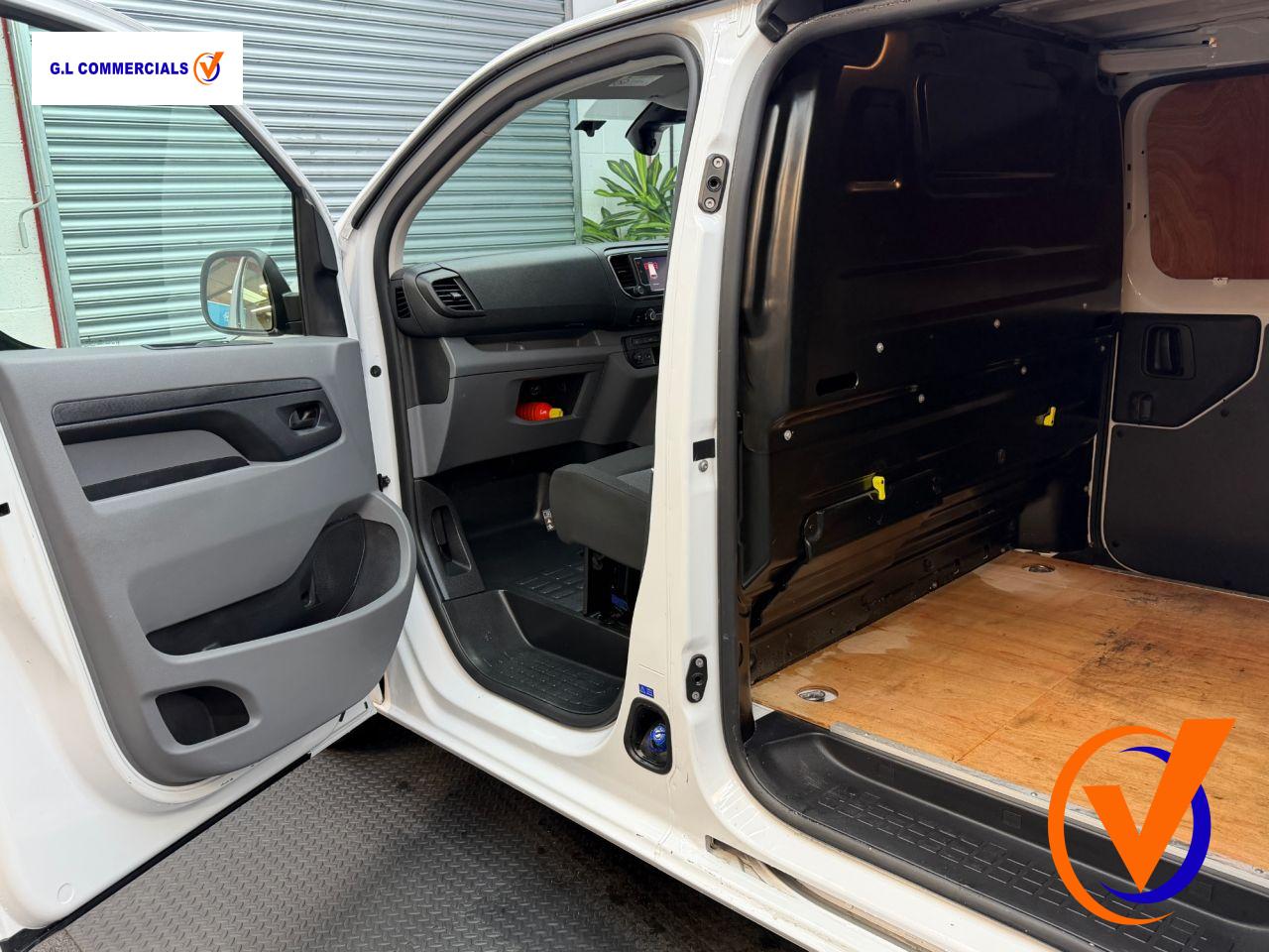 Vauxhall Vivaro 1.5 Turbo D 2900 Sportive Panel Van 6dr Diesel Manual L2 H1 Euro 6 (s/s) (100 ps)