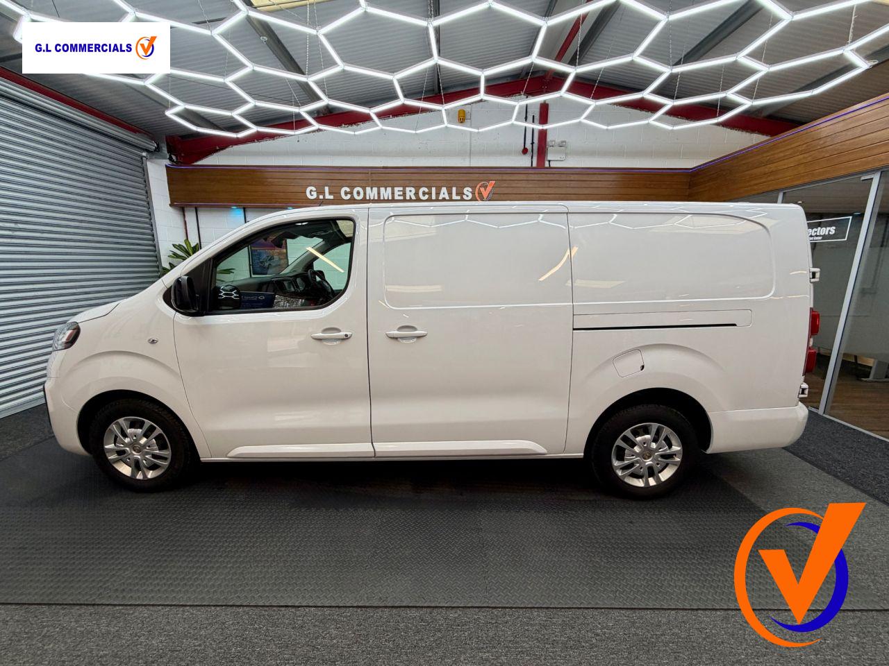 Vauxhall Vivaro 1.5 Turbo D 2900 Sportive Panel Van 6dr Diesel Manual L2 H1 Euro 6 (s/s) (100 ps)
