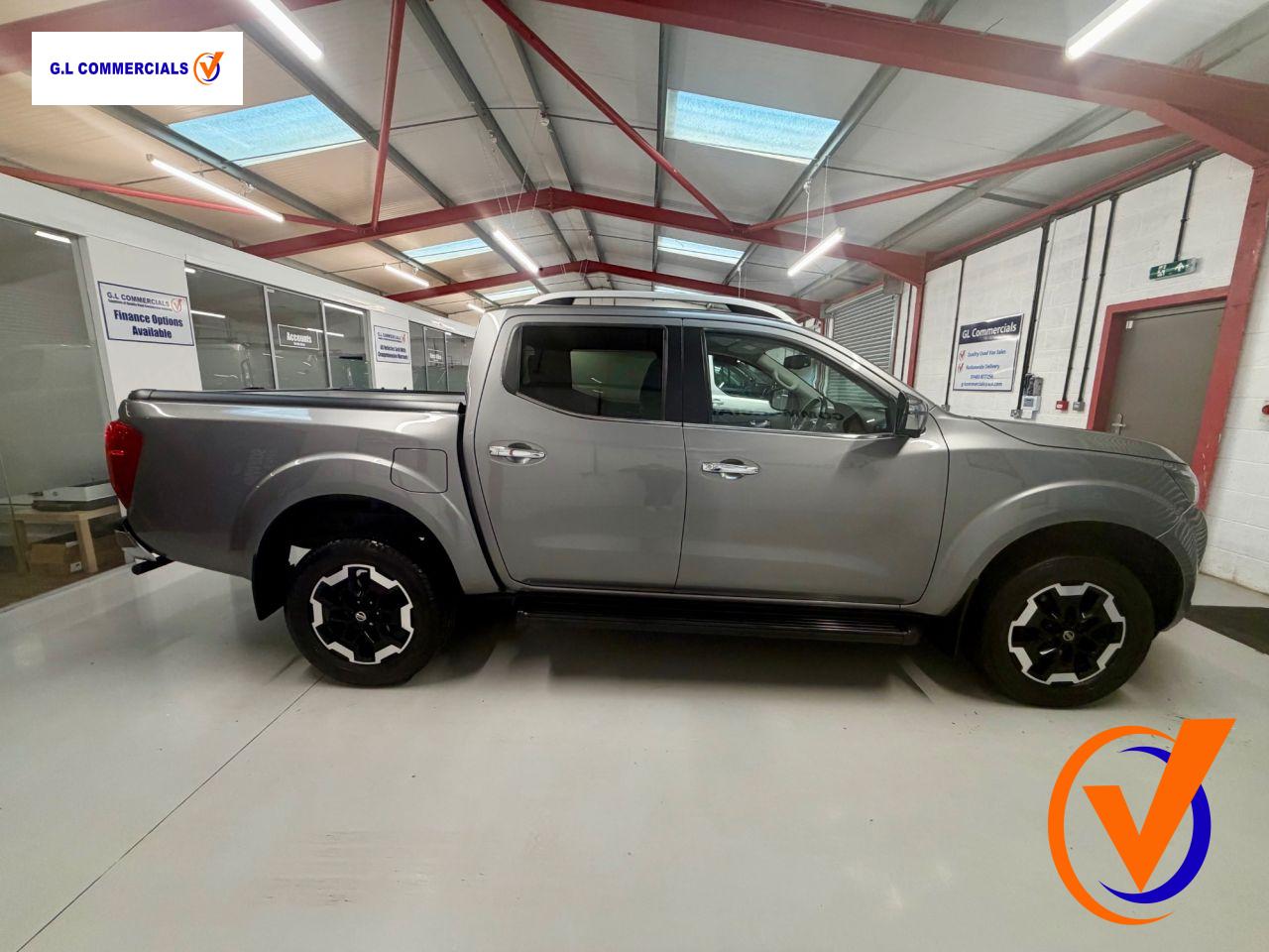 Nissan Navara 2.3 dCi Tekna Pickup Double Cab 4dr Diesel Auto 4WD Euro 6 (190 ps)
