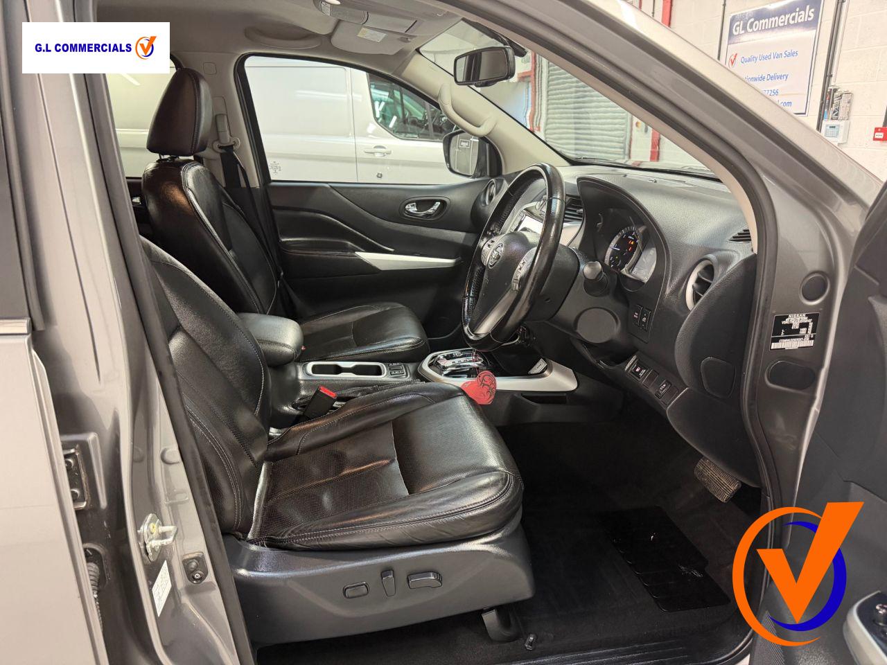 Nissan Navara 2.3 dCi Tekna Pickup Double Cab 4dr Diesel Auto 4WD Euro 6 (190 ps)