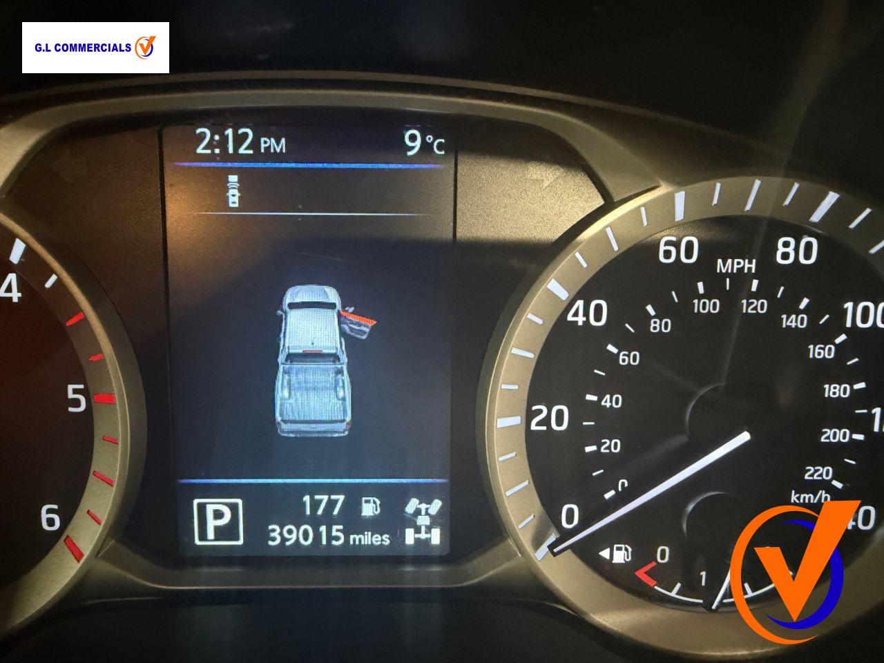 Nissan Navara 2.3 dCi Tekna Pickup Double Cab 4dr Diesel Auto 4WD Euro 6 (190 ps)