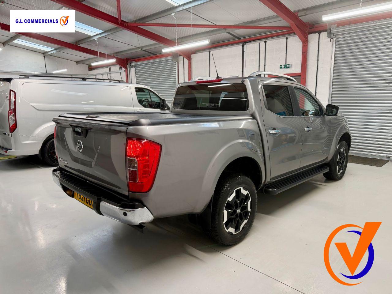Nissan Navara 2.3 dCi Tekna Pickup Double Cab 4dr Diesel Auto 4WD Euro 6 (190 ps)