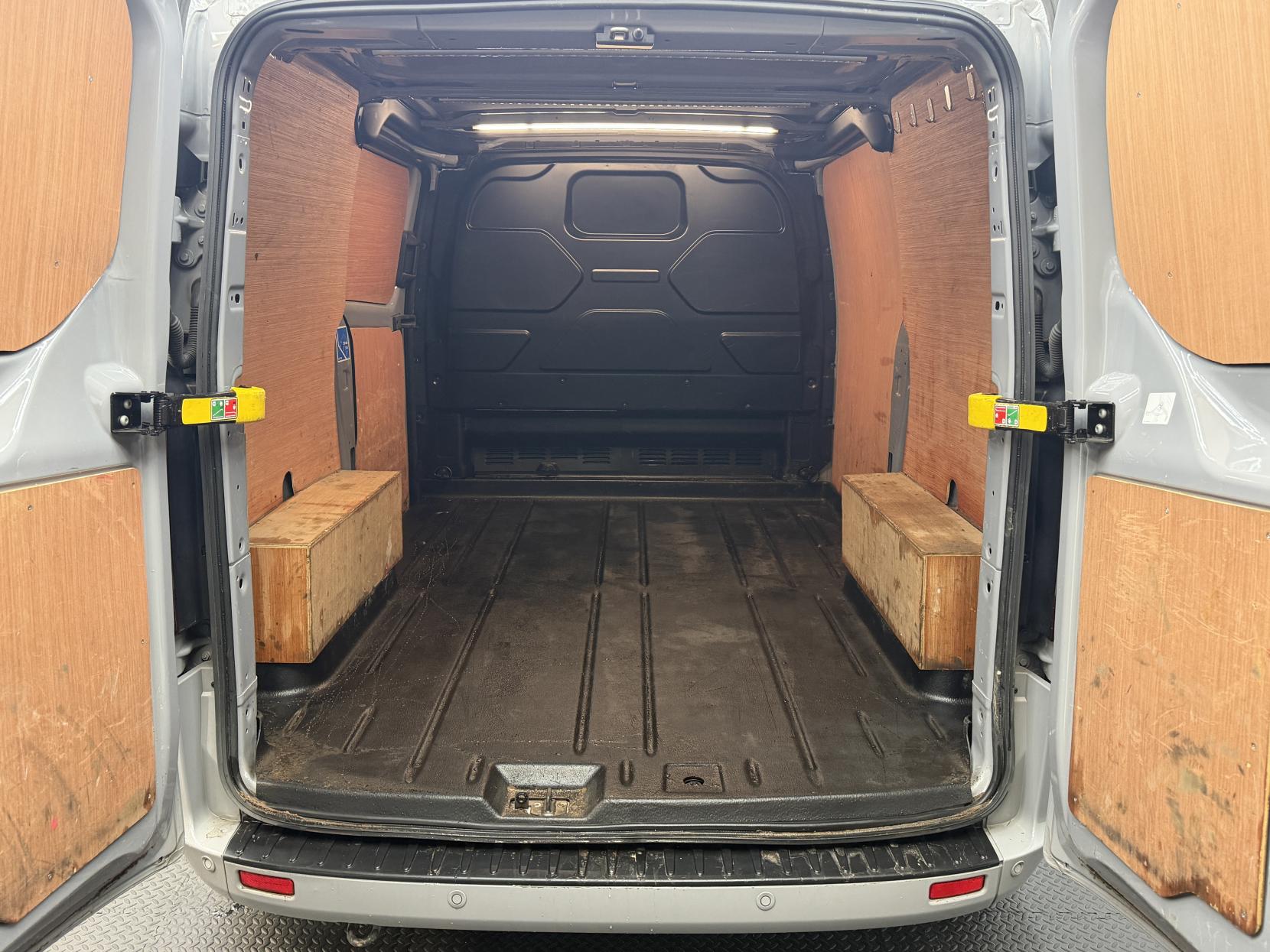 Ford Transit Custom 2.0 280 EcoBlue Limited Panel Van 5dr Diesel Manual L1 H1 Euro 6 (s/s) (130 ps)