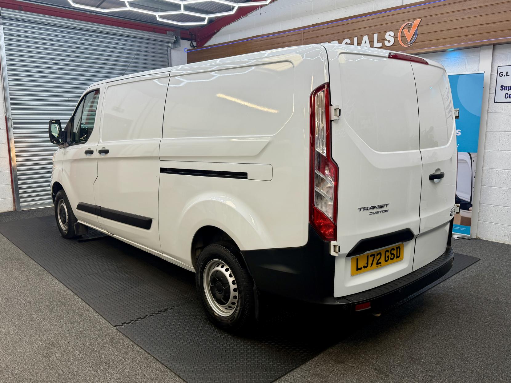 2023 Ford Transit Custom 2.0 300 EcoBlue Leader Panel Van 5dr Diesel Manual L2 H1 Euro 6 (s/s) (130 ps) - Thumbnail 4