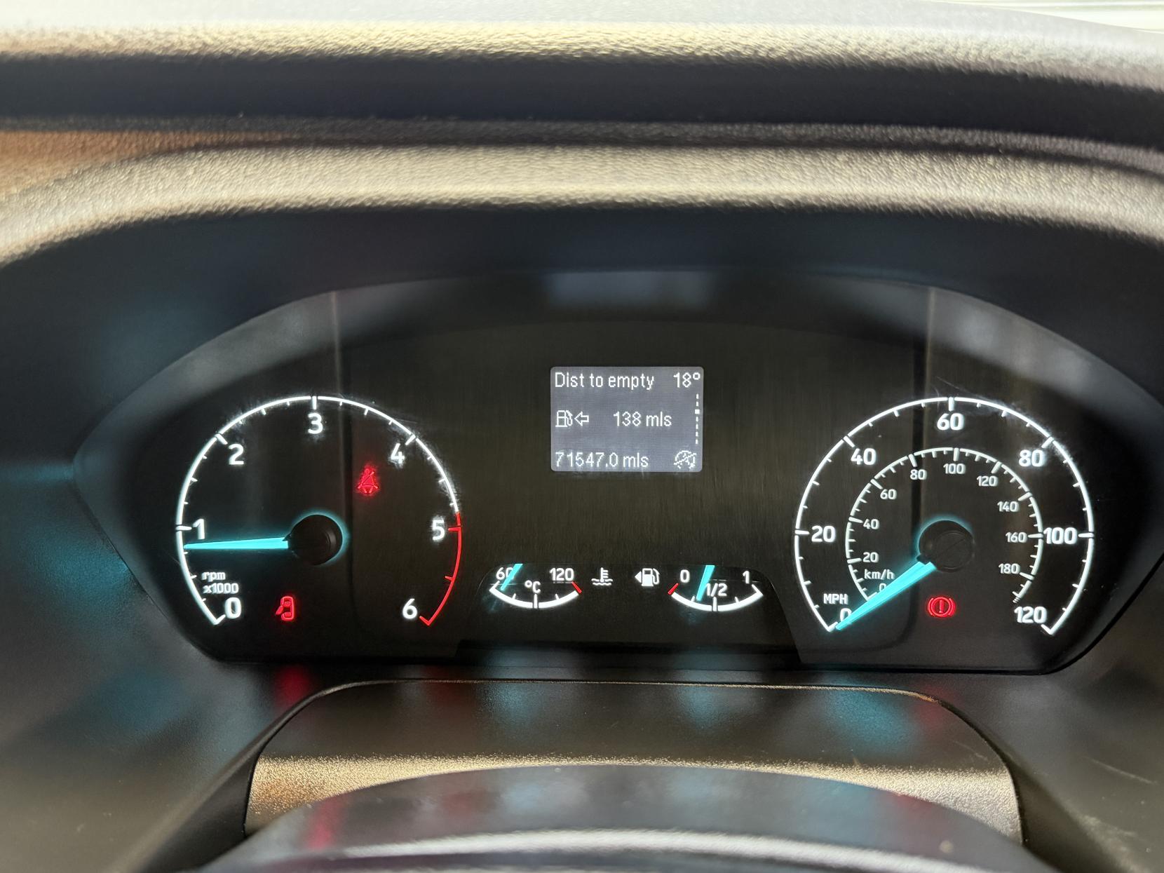 2023 Ford Transit Custom 2.0 300 EcoBlue Leader Panel Van 5dr Diesel Manual L2 H1 Euro 6 (s/s) (130 ps) - Thumbnail 15