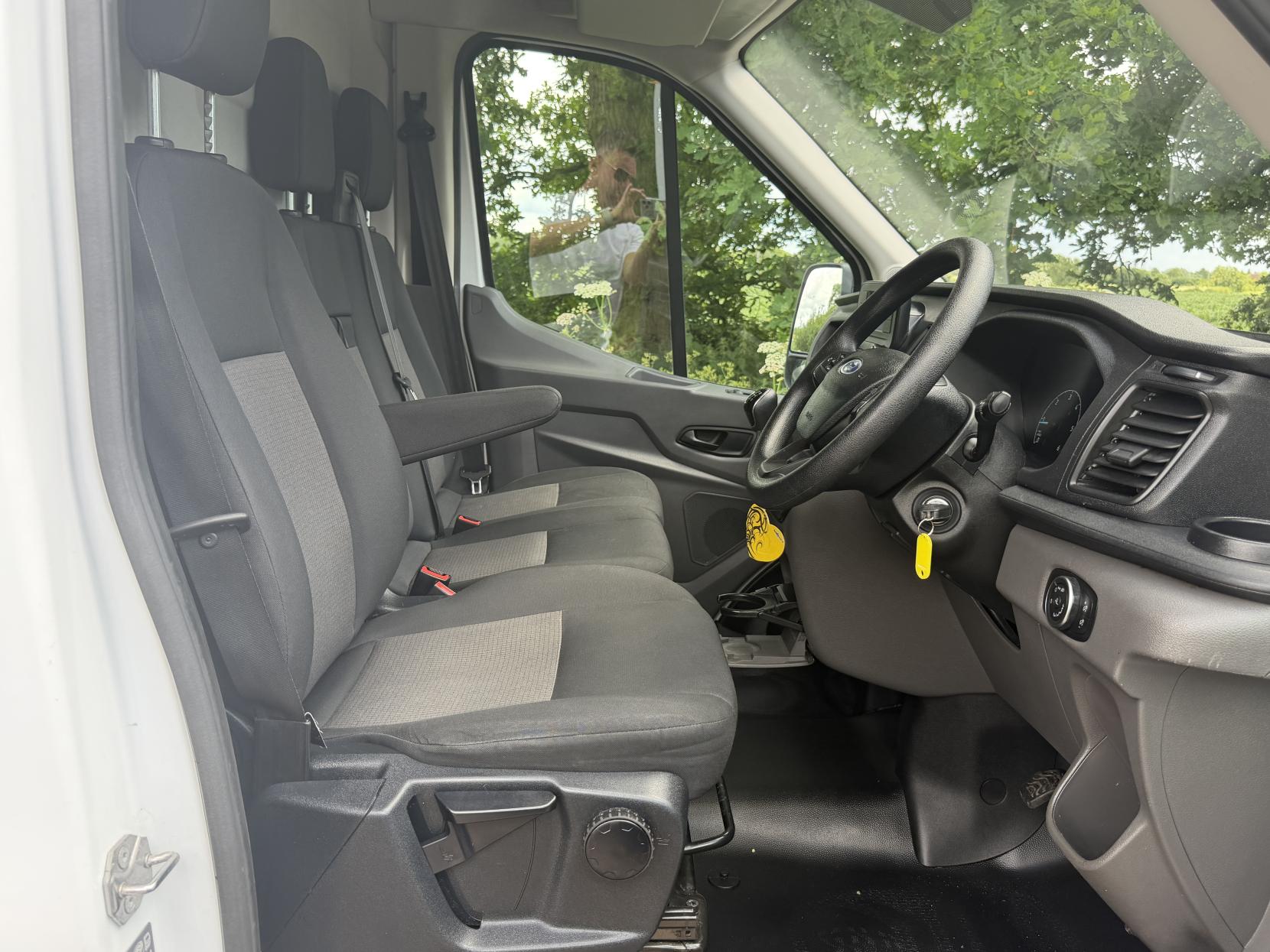 2023 Ford Transit 2.0 350 EcoBlue Leader Panel Van 5dr Diesel Manual RWD L3 H2 Euro 6 (s/s) (130 ps) - Thumbnail 11