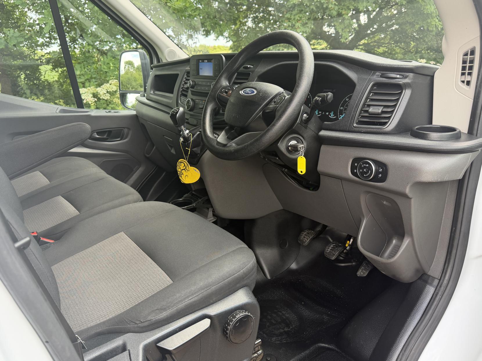2023 Ford Transit 2.0 350 EcoBlue Leader Panel Van 5dr Diesel Manual RWD L3 H2 Euro 6 (s/s) (130 ps) - Thumbnail 10