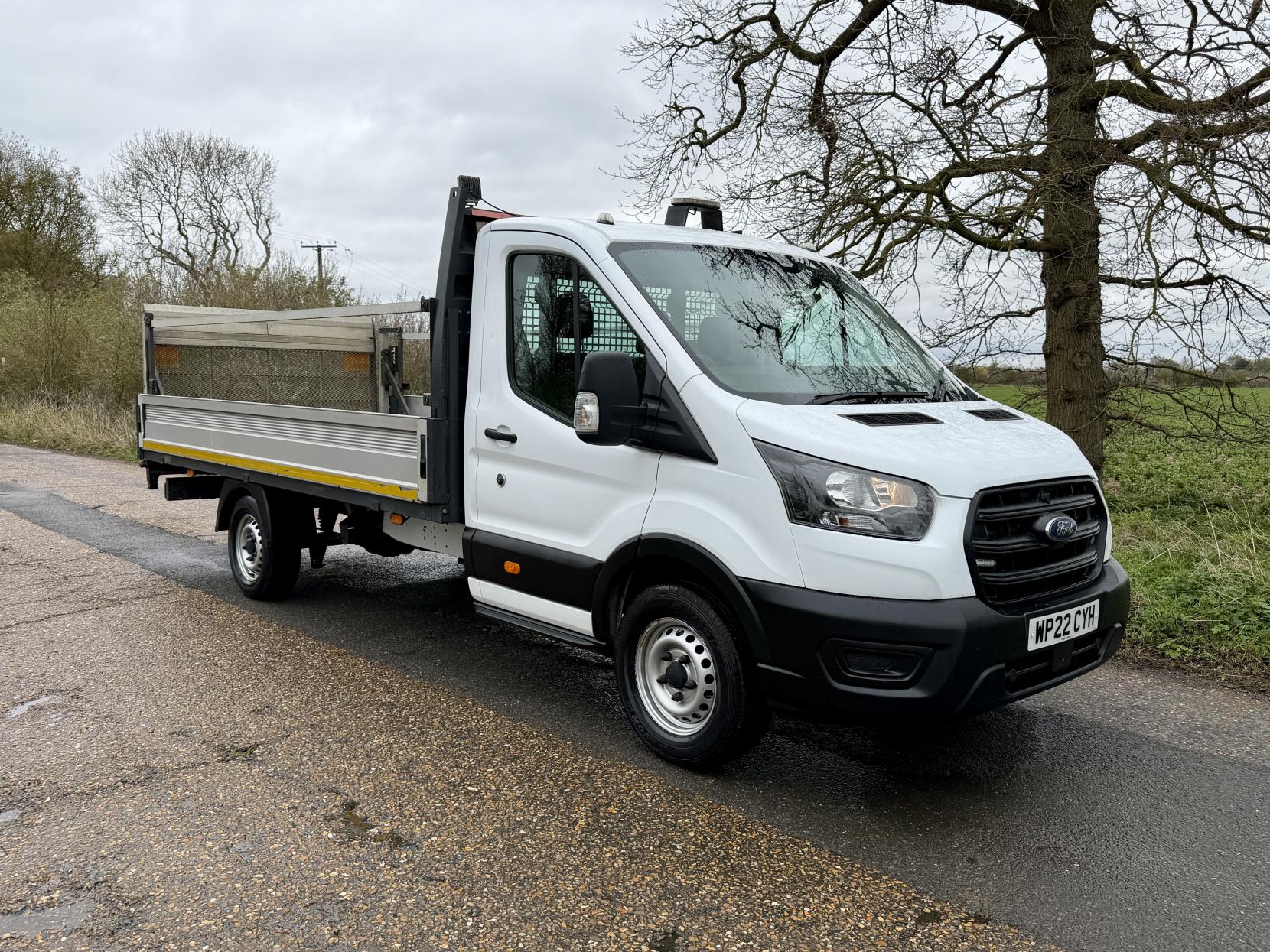 Ford Transit 2.0 350 EcoBlue HD Leader Chassis Cab 2dr Diesel Manual RWD L4 Euro 6 (s/s) (DRW) (130 ps)