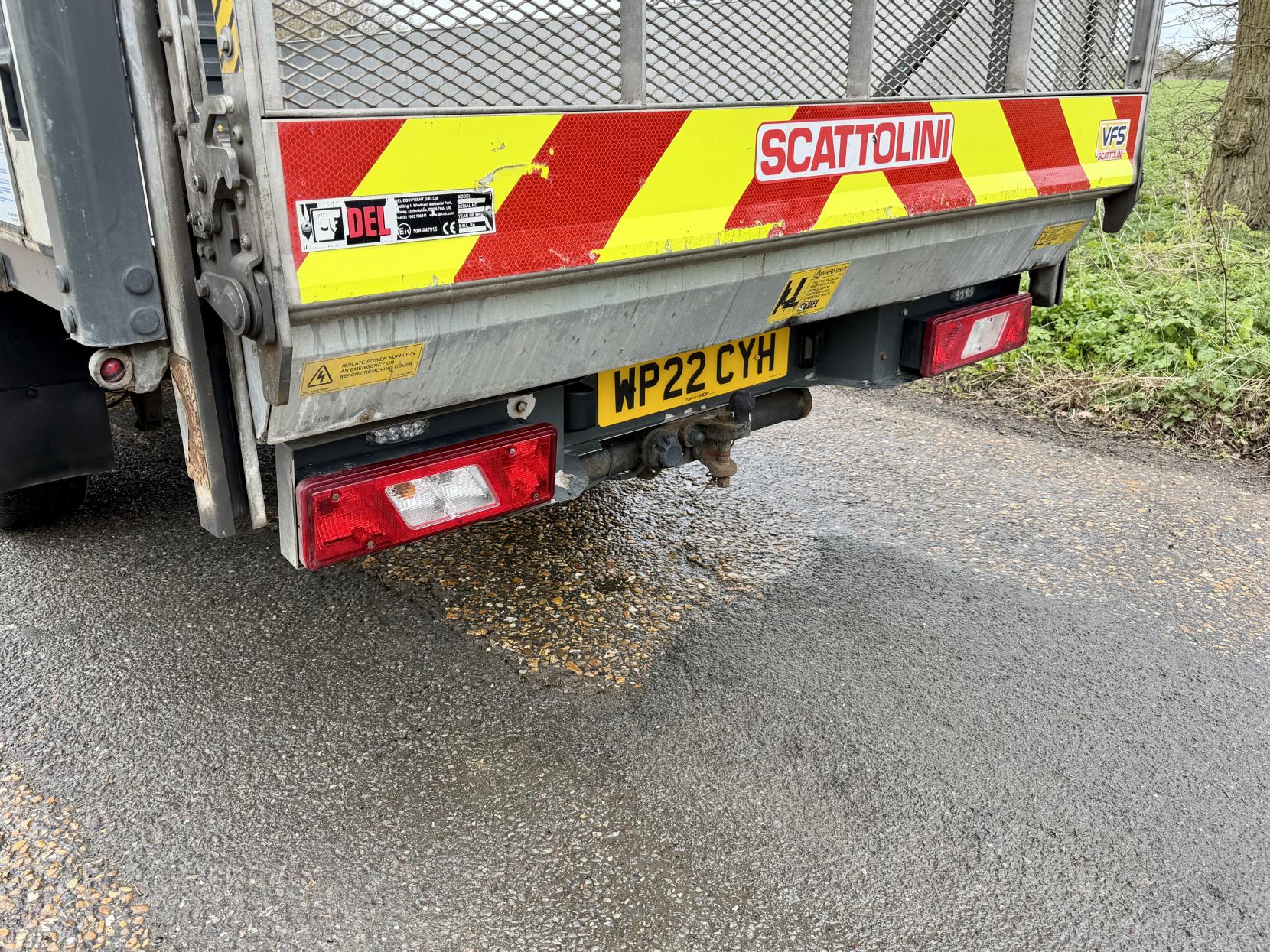 Ford Transit 2.0 350 EcoBlue HD Leader Chassis Cab 2dr Diesel Manual RWD L4 Euro 6 (s/s) (DRW) (130 ps)