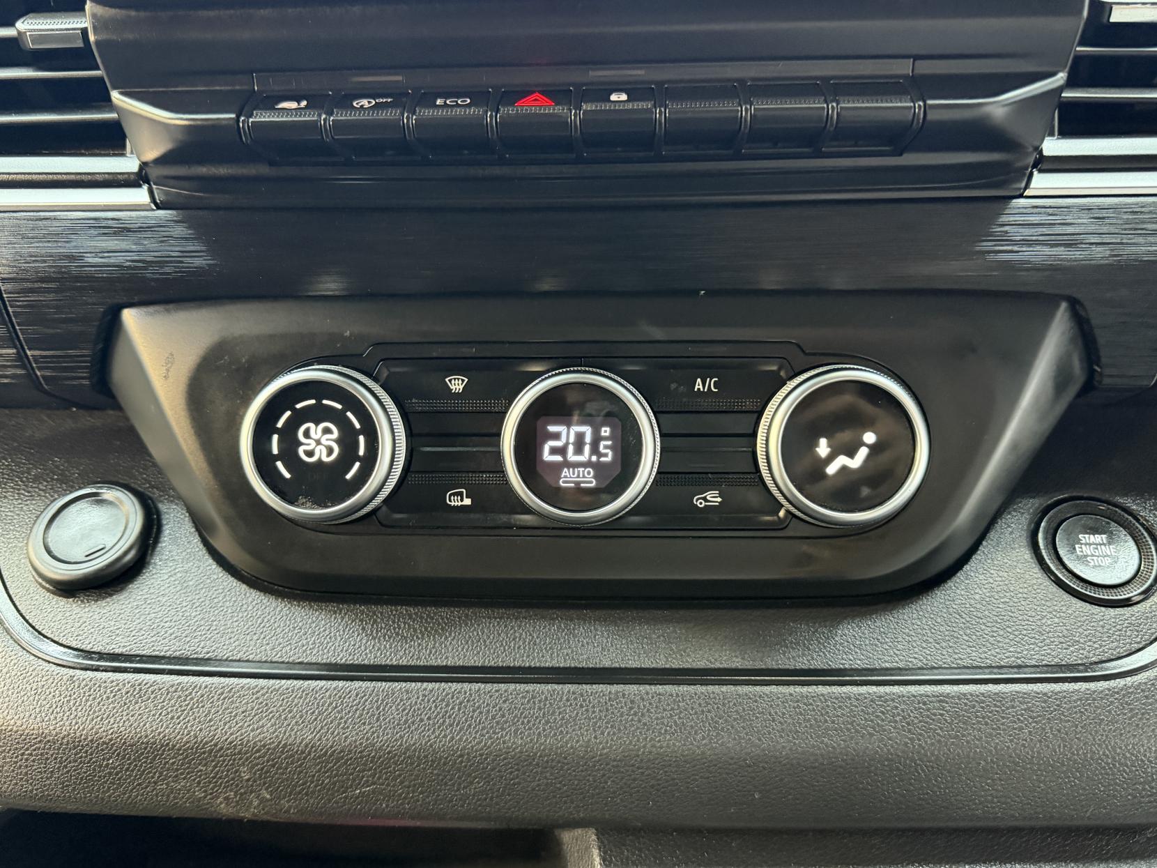 2023 Renault Trafic 2.0 dCi Blue SL28 Sport+ Panel Van 5dr Diesel Manual L1 H1 Euro 6 (s/s) (150 ps) - Thumbnail 16