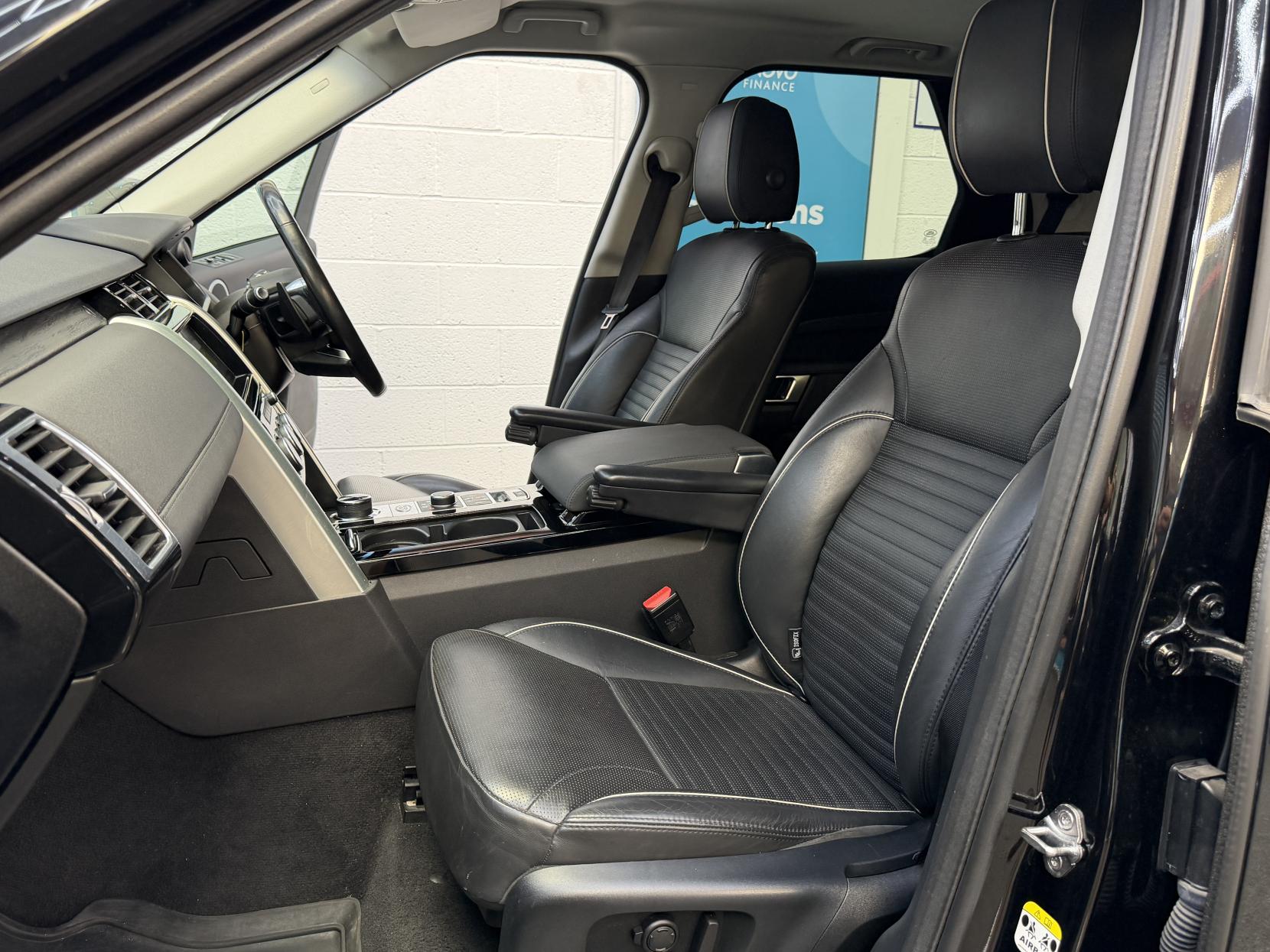 2018 Land Rover Discovery 2.0 SD4 HSE SUV 5dr Diesel Auto 4WD Euro 6 (s/s) (240 ps) - Thumbnail 9
