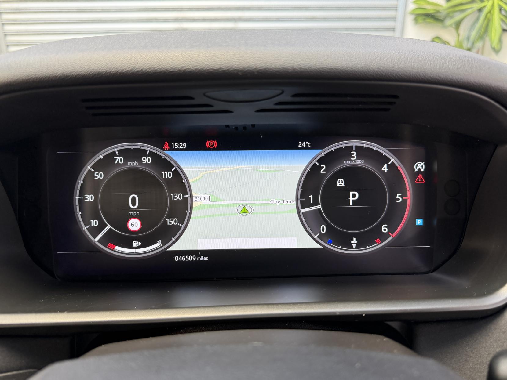2018 Land Rover Discovery 2.0 SD4 HSE SUV 5dr Diesel Auto 4WD Euro 6 (s/s) (240 ps) - Thumbnail 12