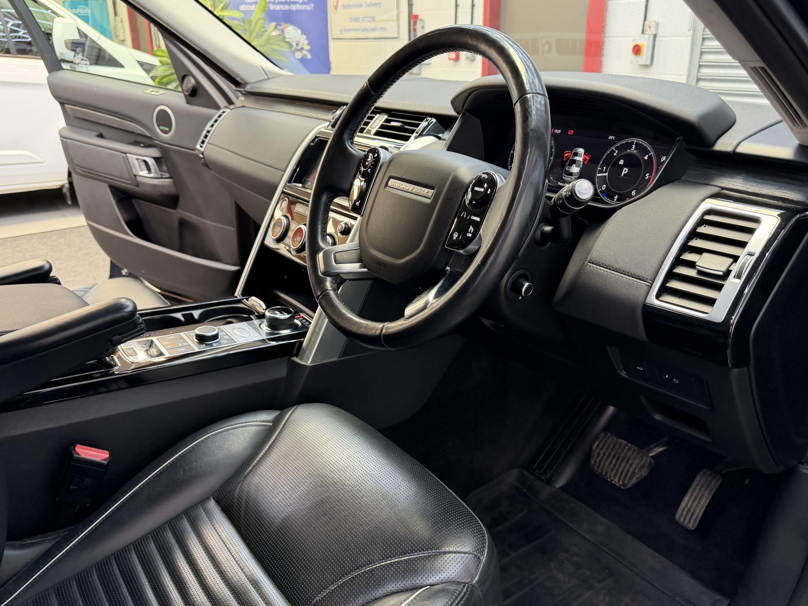 2018 Land Rover Discovery 2.0 SD4 HSE SUV 5dr Diesel Auto 4WD Euro 6 (s/s) (240 ps) - Thumbnail 13