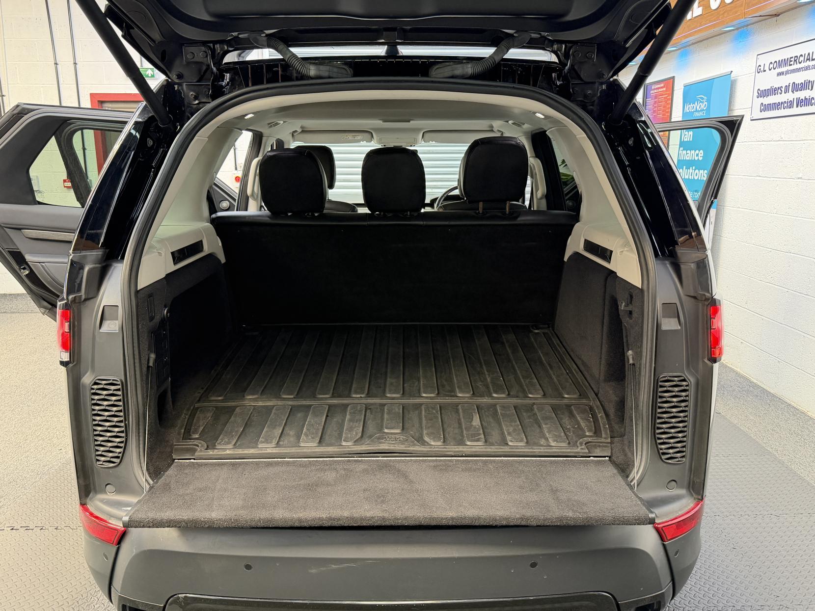 2018 Land Rover Discovery 2.0 SD4 HSE SUV 5dr Diesel Auto 4WD Euro 6 (s/s) (240 ps) - Thumbnail 19