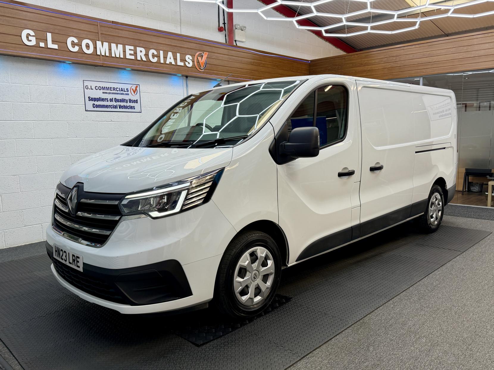 2023 Renault Trafic 2.0 dCi Blue LL30 Business+ Panel Van 5dr Diesel Manual L2 H1 Euro 6 (s/s) (130 ps) - Image 1