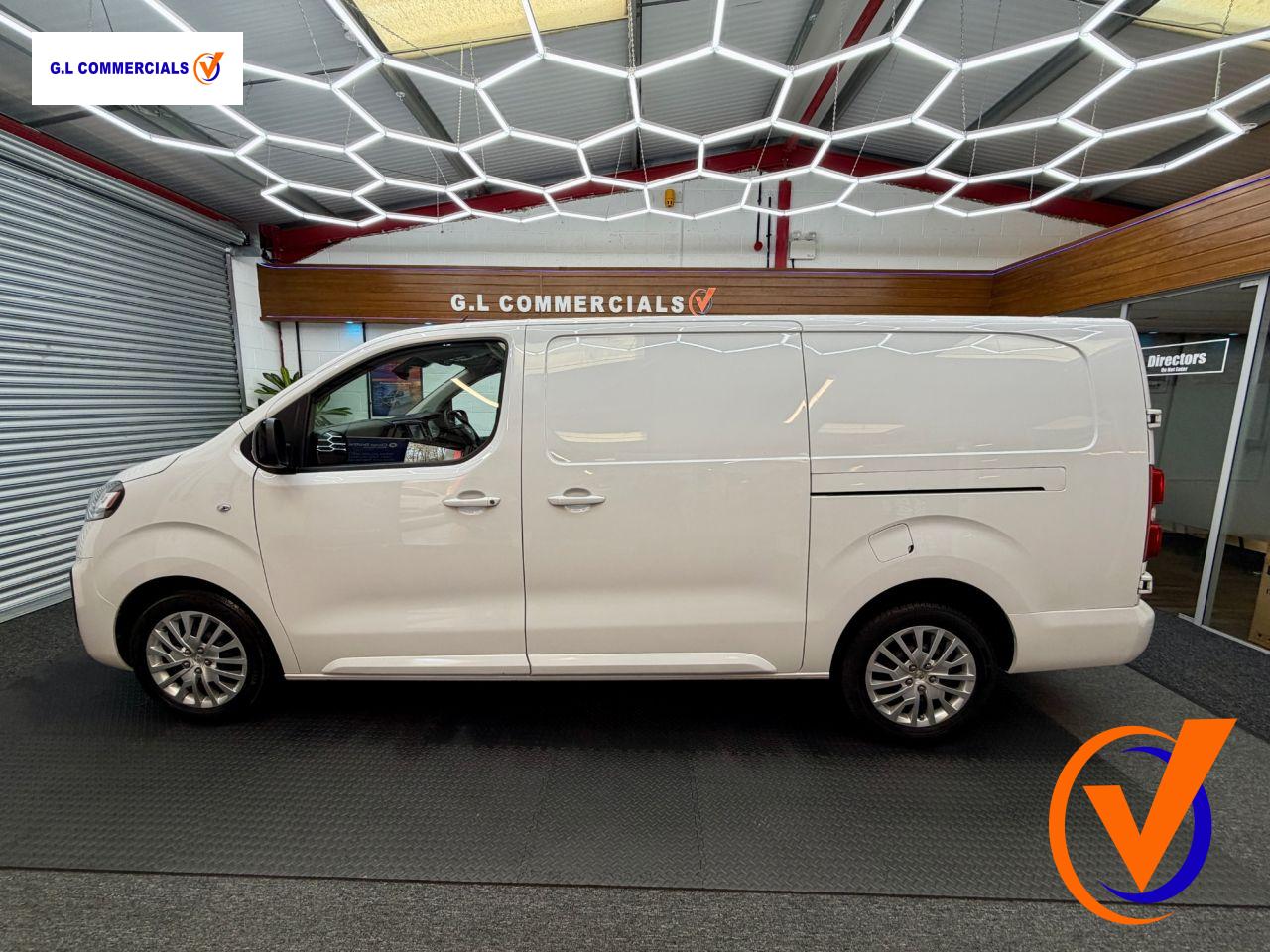 Vauxhall Vivaro 1.5 Turbo D 2900 Pro Panel Van 6dr Diesel Manual L2 H1 Euro 6 (s/s) (100 ps)