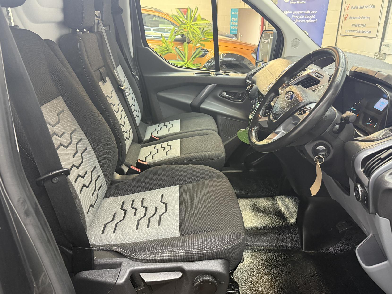 2017 Ford Transit Custom 2.0 TDCi 290 Limited L1* PREMIUM STYLING KIT * - Thumbnail 13