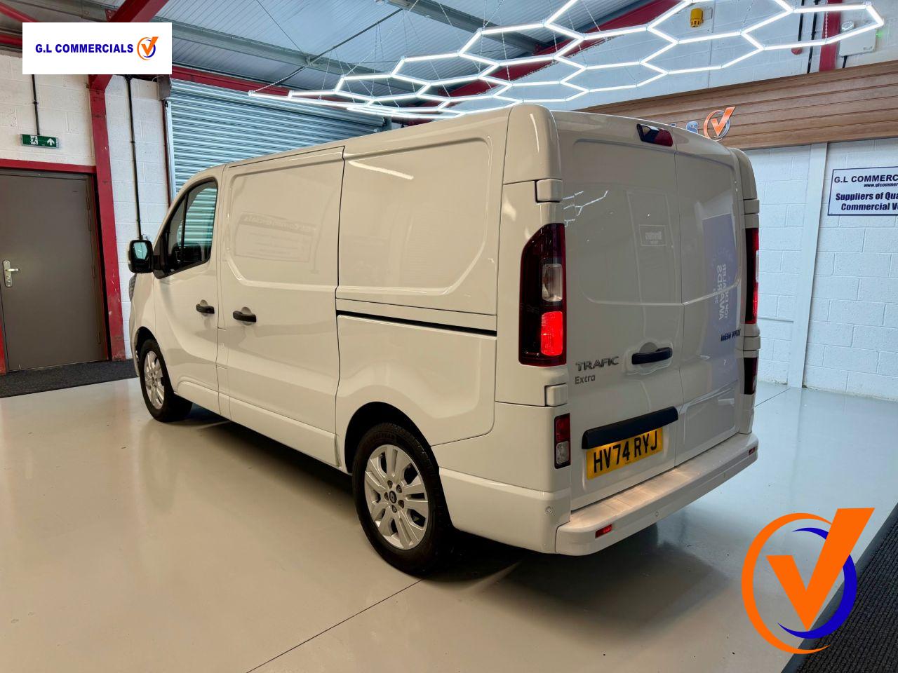 Renault Trafic 2.0 dCi Blue SL30 Extra Panel Van 5dr Diesel Manual L1 H1 Euro 6 (s/s) (130 ps)