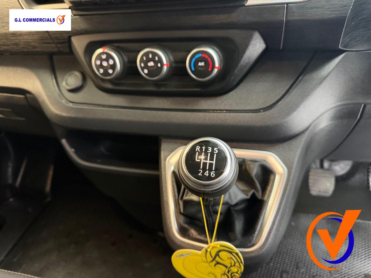 Renault Trafic 2.0 dCi Blue SL30 Extra Panel Van 5dr Diesel Manual L1 H1 Euro 6 (s/s) (130 ps)