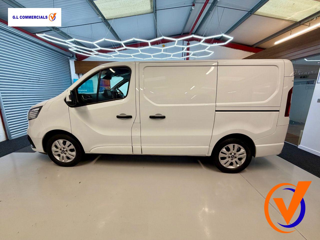 Renault Trafic 2.0 dCi Blue SL30 Extra Panel Van 5dr Diesel Manual L1 H1 Euro 6 (s/s) (130 ps)