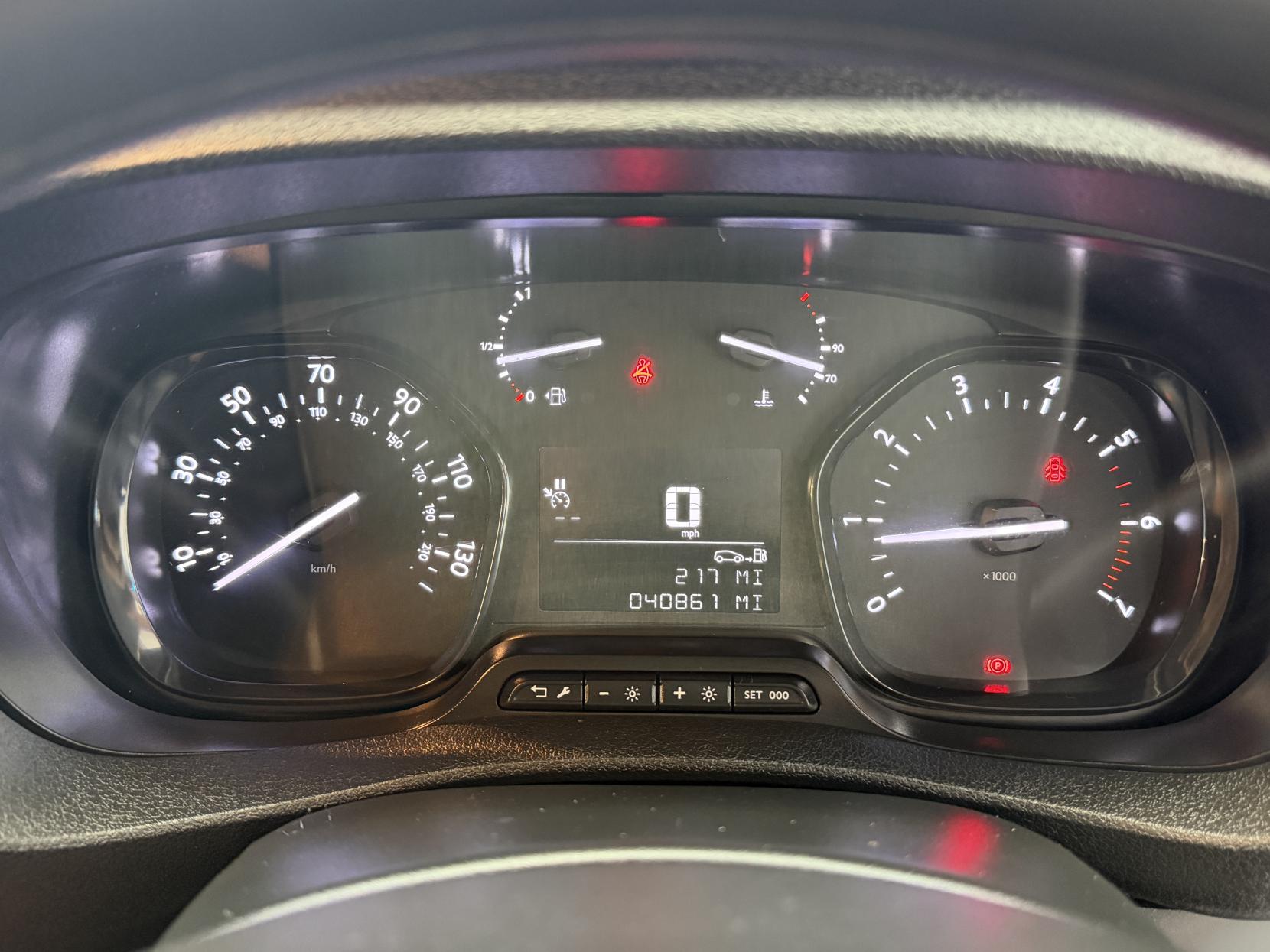 2023 Vauxhall Vivaro 1.5 Turbo D 2900 Pro Panel Van 6dr Diesel Manual L1 H1 Euro 6 (s/s) (100 ps) - Thumbnail 24