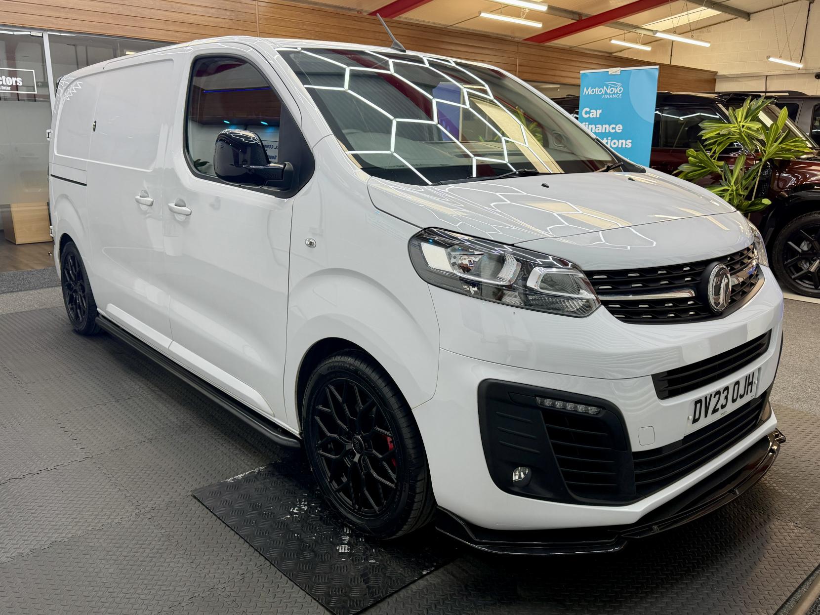 2023 Vauxhall Vivaro 1.5 Turbo D 2900 Pro Panel Van 6dr Diesel Manual L1 H1 Euro 6 (s/s) (100 ps) - Thumbnail 8