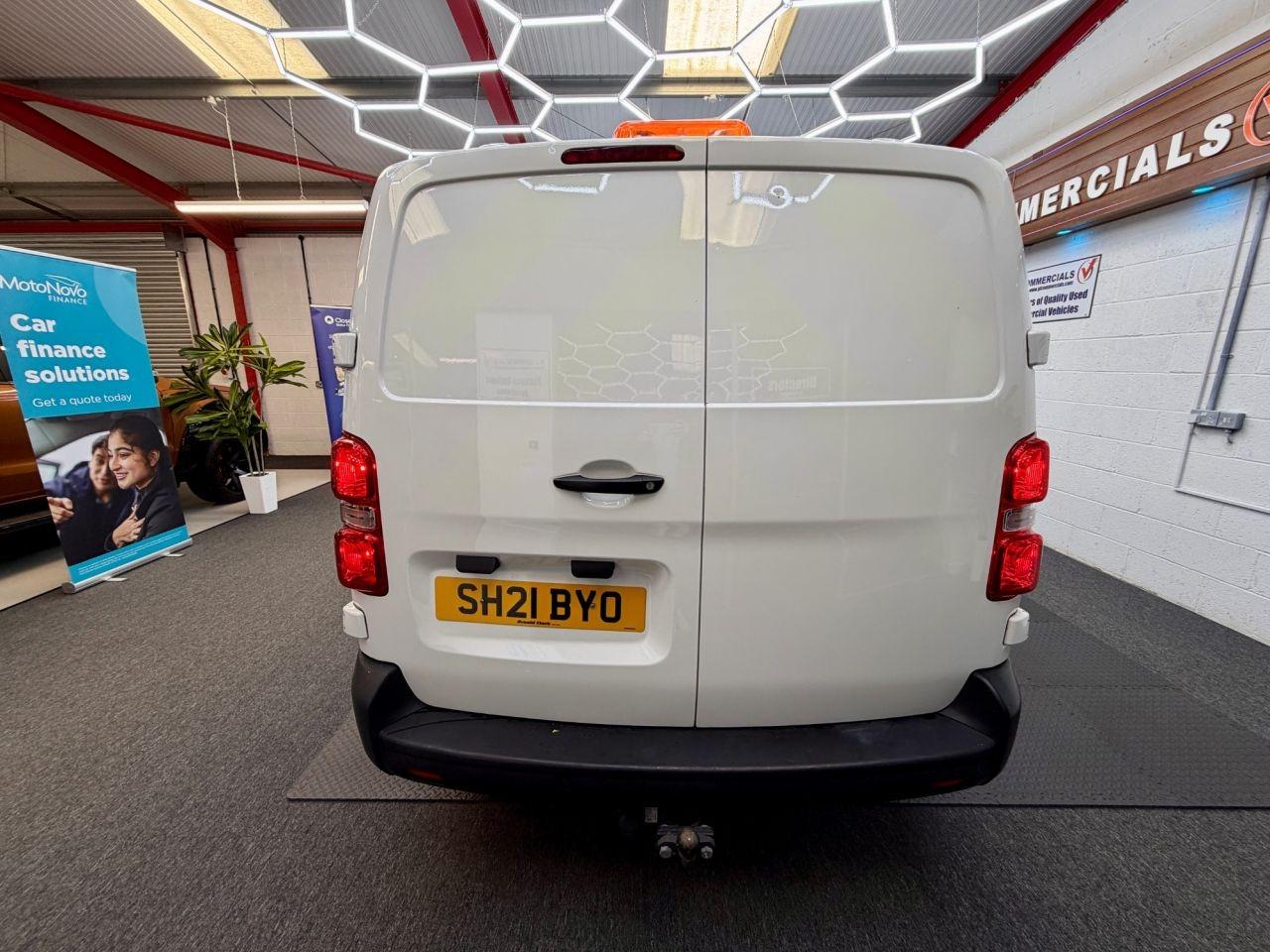 Vauxhall Vivaro 1.5 Turbo D 2900 Dynamic Panel Van 6dr Diesel Manual L2 H1 Euro 6 (s/s) (100 ps)