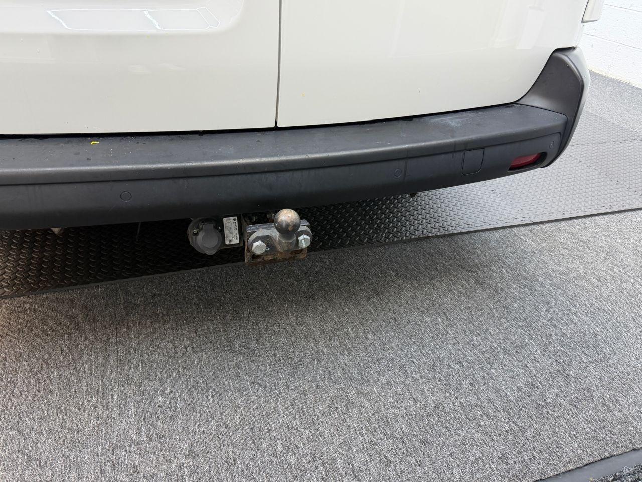 Vauxhall Vivaro 1.5 Turbo D 2900 Dynamic Panel Van 6dr Diesel Manual L2 H1 Euro 6 (s/s) (100 ps)