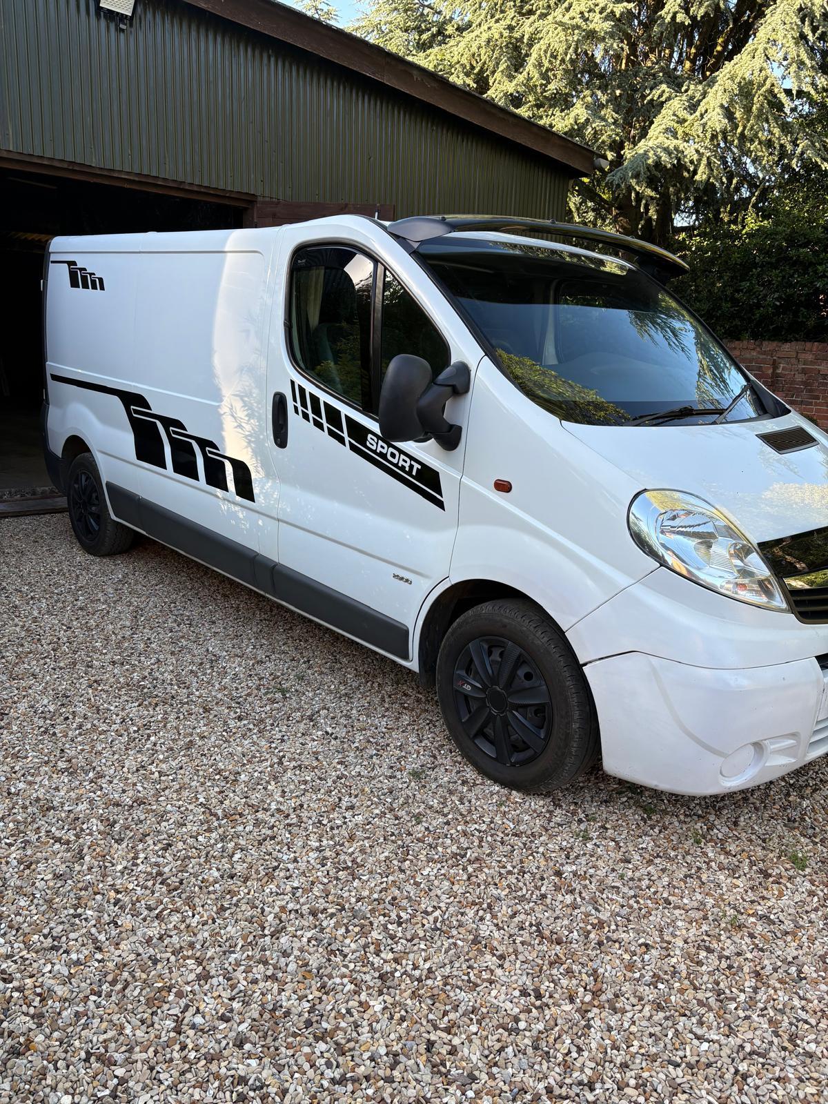 2012 Vauxhall Vivaro 2.0 2900 CDTi Panel Van 4dr Diesel Manual FWD L3 (195 g/km, 113 bhp) - Thumbnail 4