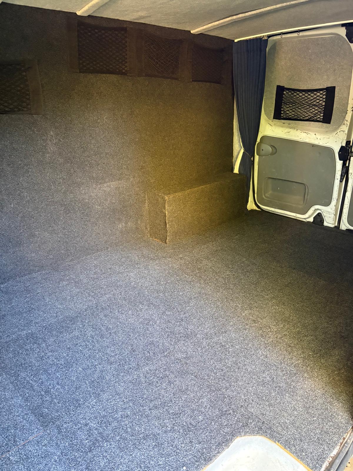 2012 Vauxhall Vivaro 2.0 2900 CDTi Panel Van 4dr Diesel Manual FWD L3 (195 g/km, 113 bhp) - Thumbnail 9