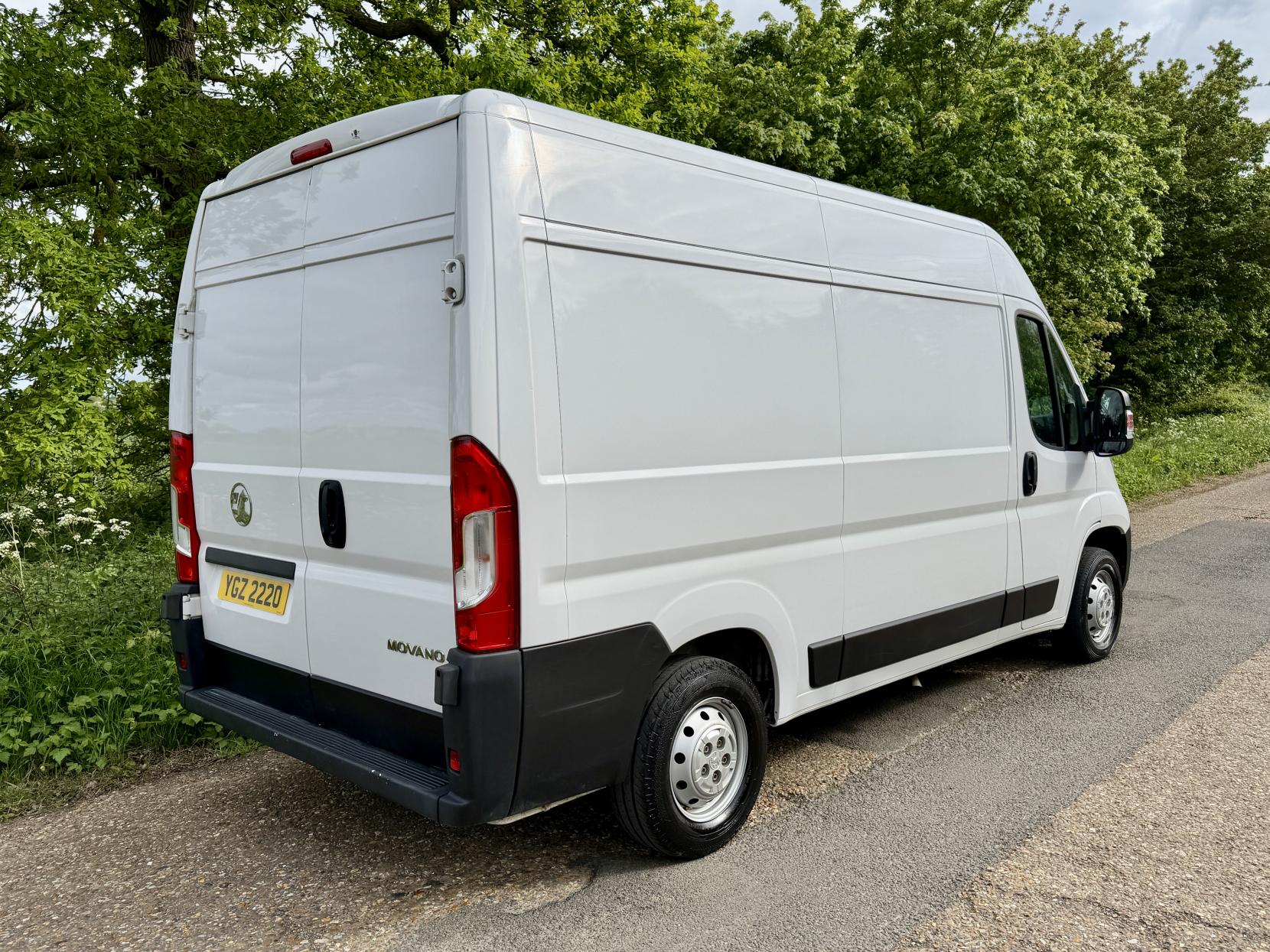 2022 Vauxhall Movano 2.2 CDTi 3500 BiTurbo Dynamic Panel Van 5dr Diesel Manual FWD L2 H2 Euro 6 (s/s) (140 ps) - Thumbnail 5