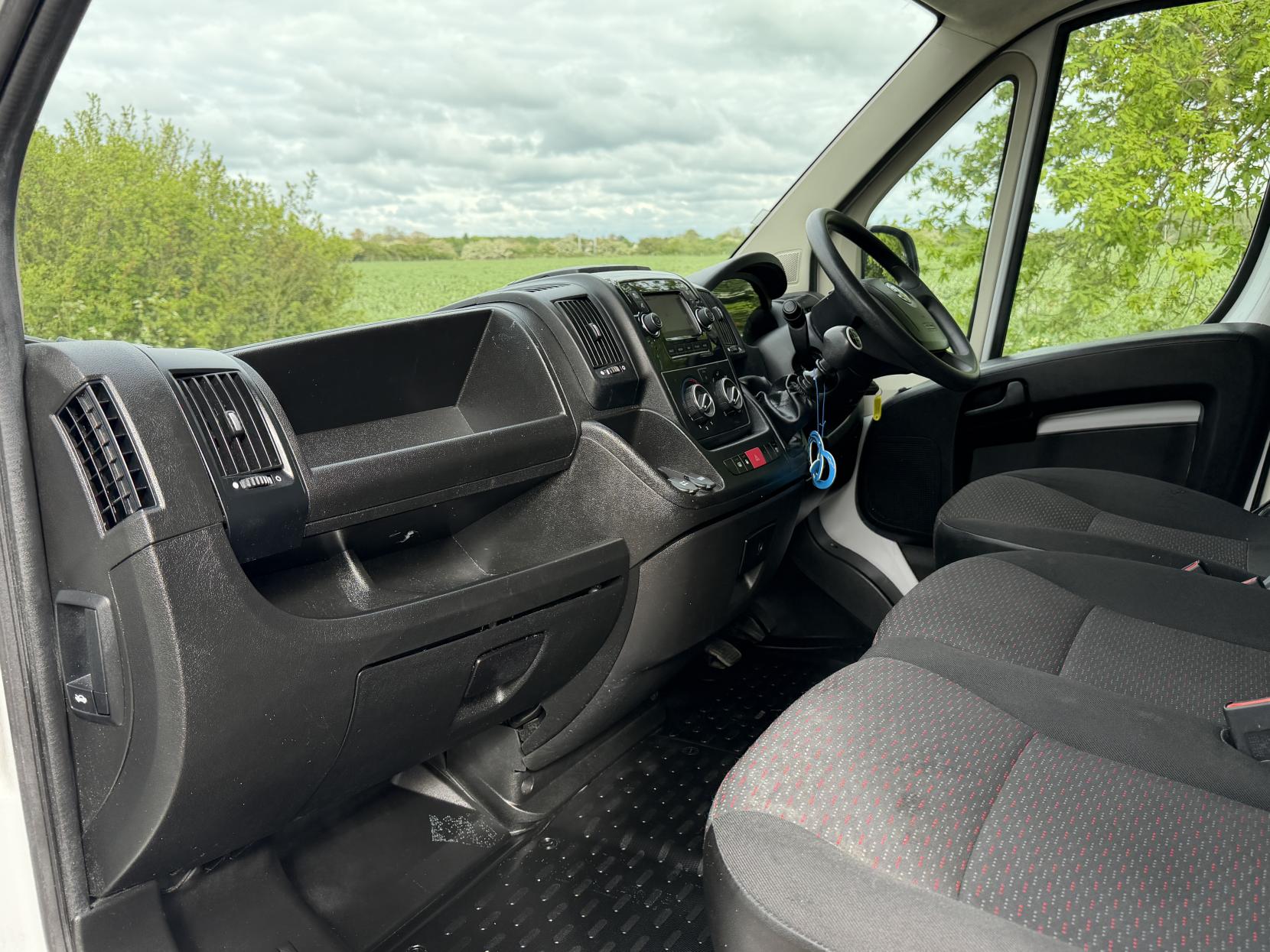 2022 Vauxhall Movano 2.2 CDTi 3500 BiTurbo Dynamic Panel Van 5dr Diesel Manual FWD L2 H2 Euro 6 (s/s) (140 ps) - Thumbnail 10