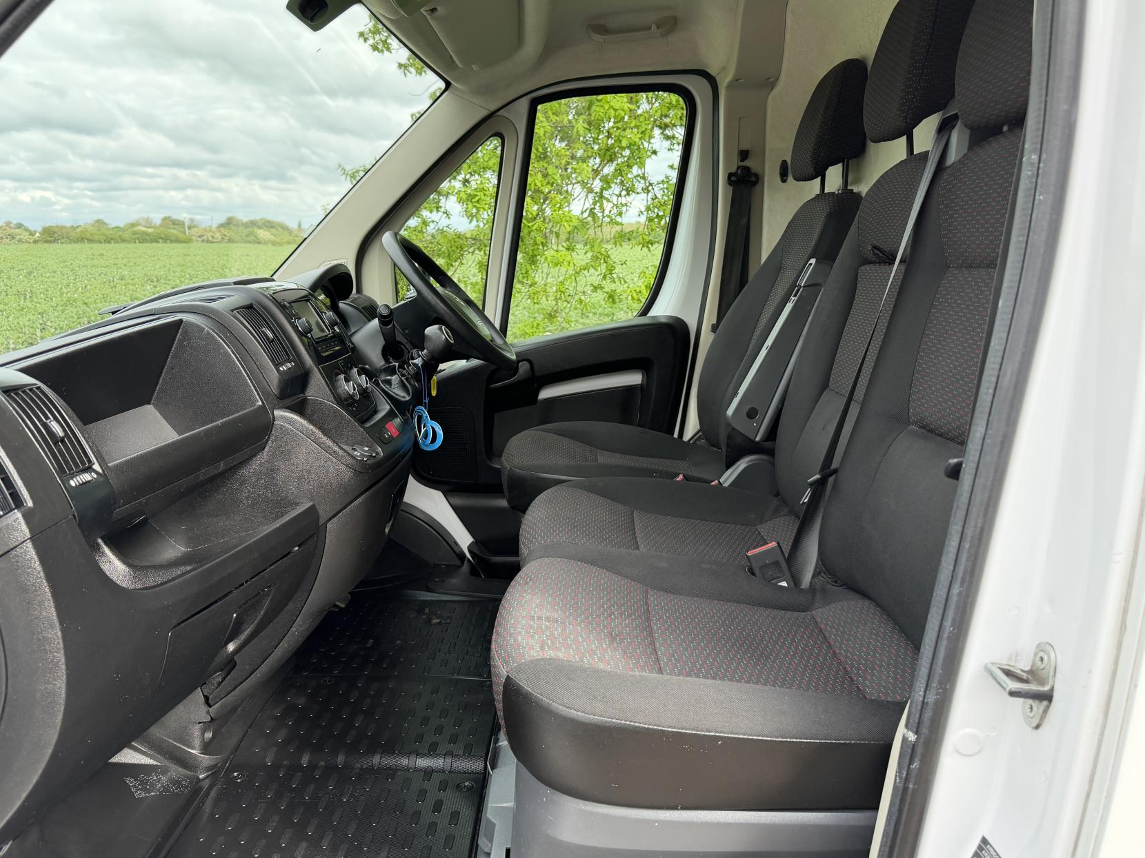 2022 Vauxhall Movano 2.2 CDTi 3500 BiTurbo Dynamic Panel Van 5dr Diesel Manual FWD L2 H2 Euro 6 (s/s) (140 ps) - Thumbnail 9