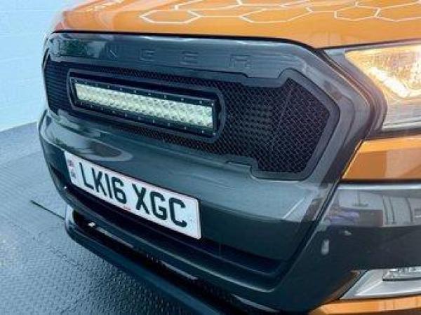 Ford Ranger 3.2 TDCi Wildtrak Pickup Double Cab 4dr Diesel Auto 4WD Euro 5 (200 ps)