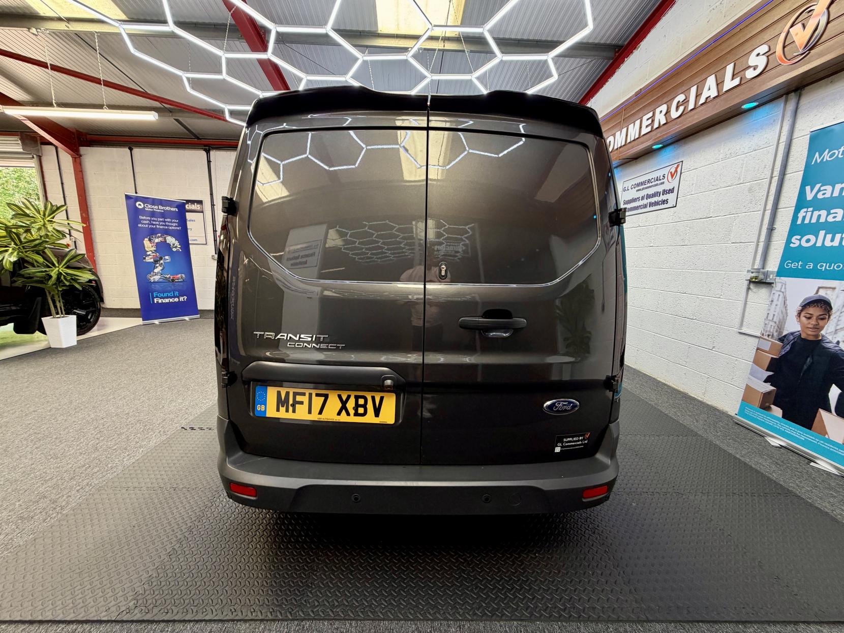 2017 Ford Transit Connect 1.5 TDCi 230 Trend Combi Van 6dr Diesel Powershift L2 H1 (133 g/km, 118 bhp) - Thumbnail 10
