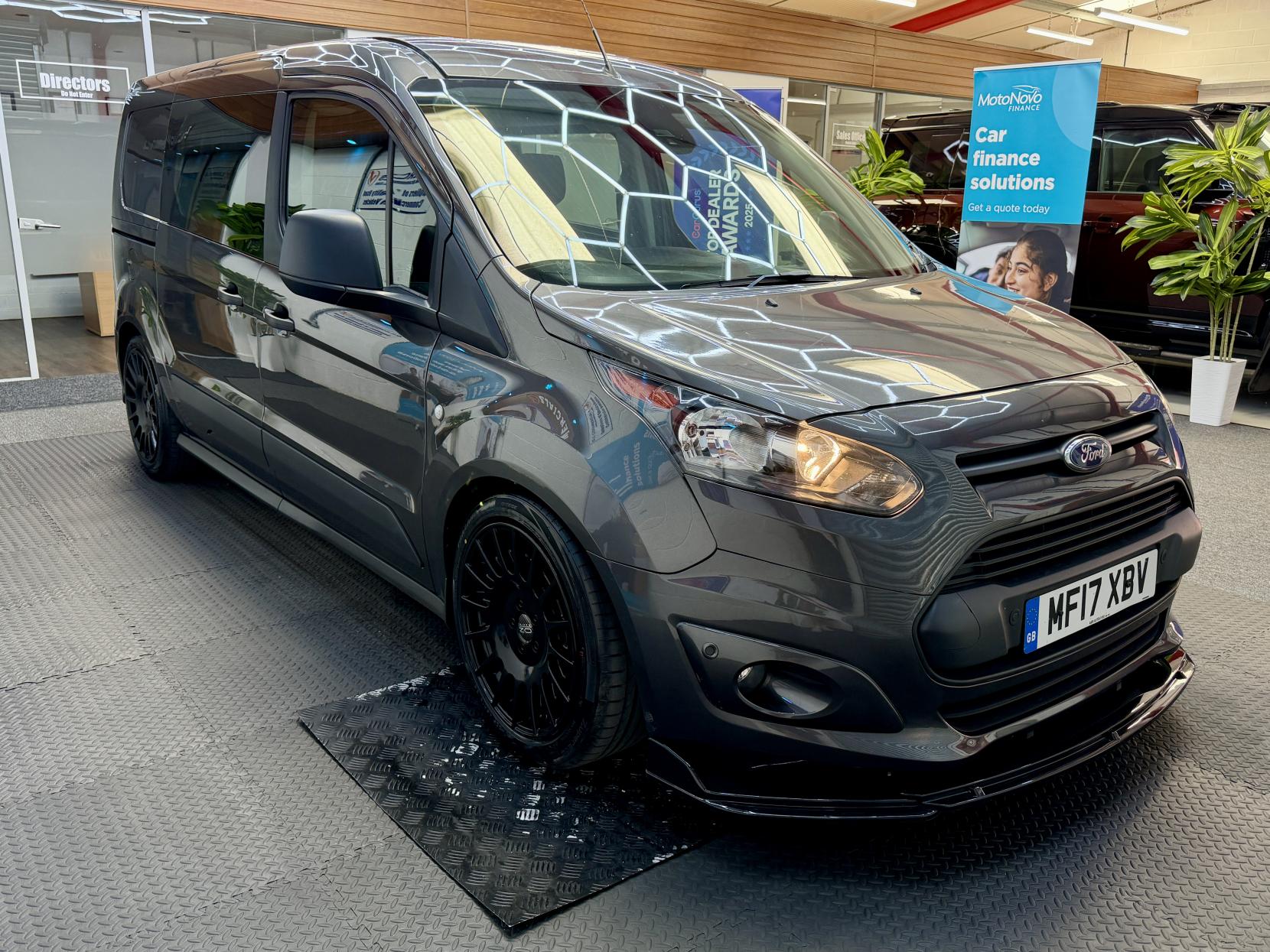 2017 Ford Transit Connect 1.5 TDCi 230 Trend Combi Van 6dr Diesel Powershift L2 H1 (133 g/km, 118 bhp) - Thumbnail 8
