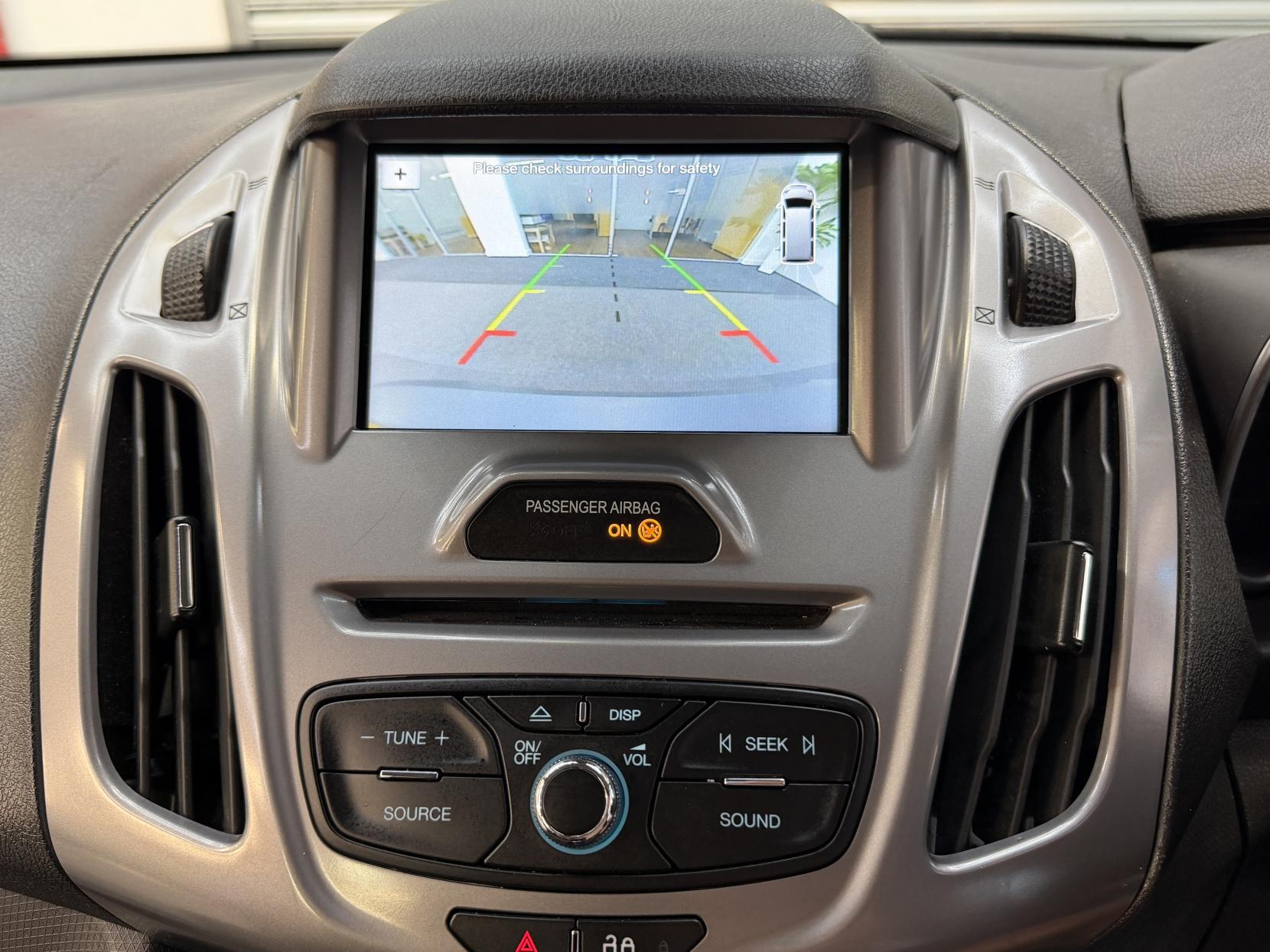 2017 Ford Transit Connect 1.5 TDCi 230 Trend Combi Van 6dr Diesel Powershift L2 H1 (133 g/km, 118 bhp) - Thumbnail 21